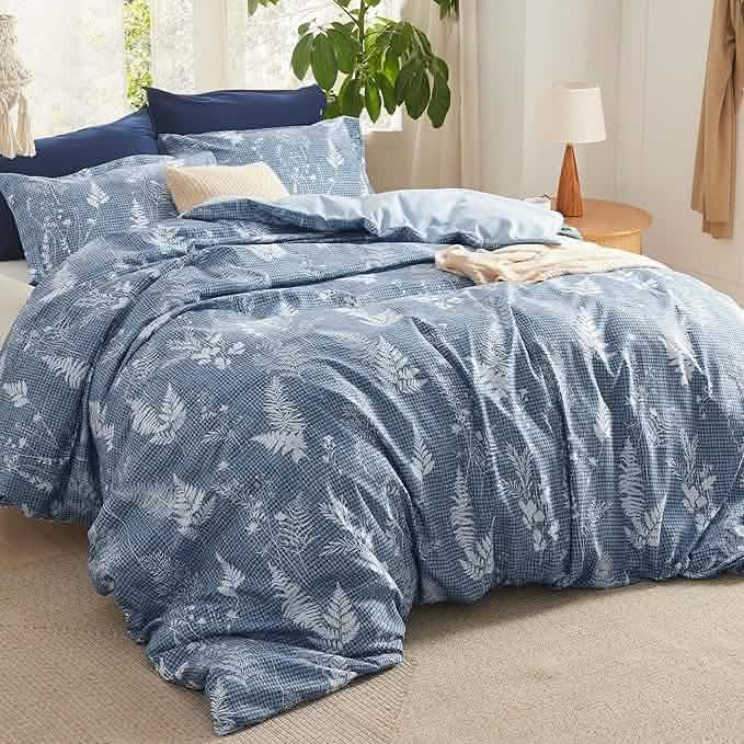GentleSoft® Reversible Graphic Duvet Cover Set Blue