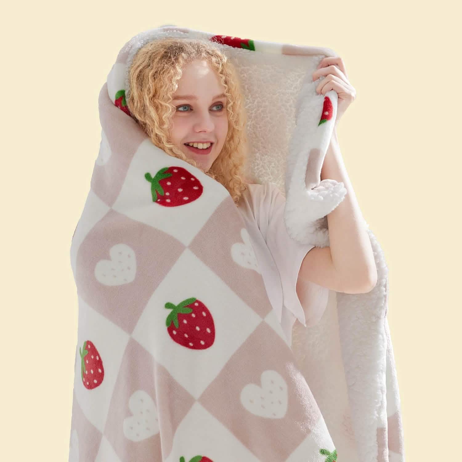 GentleSoft® Printed Throw Sherpa Blanket Strawberry Checkboard