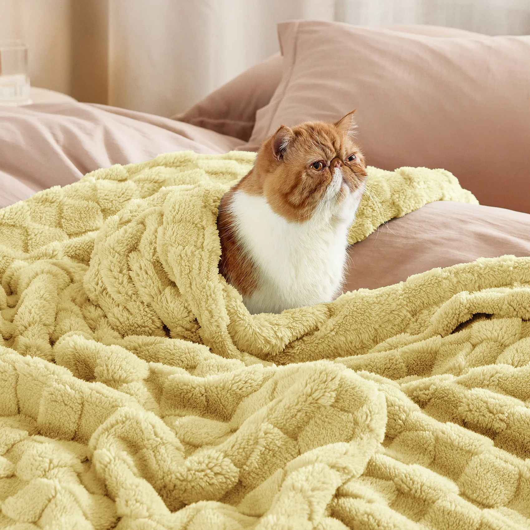 GentleSoft® Jacquard Shaggy Sherpa Blanket