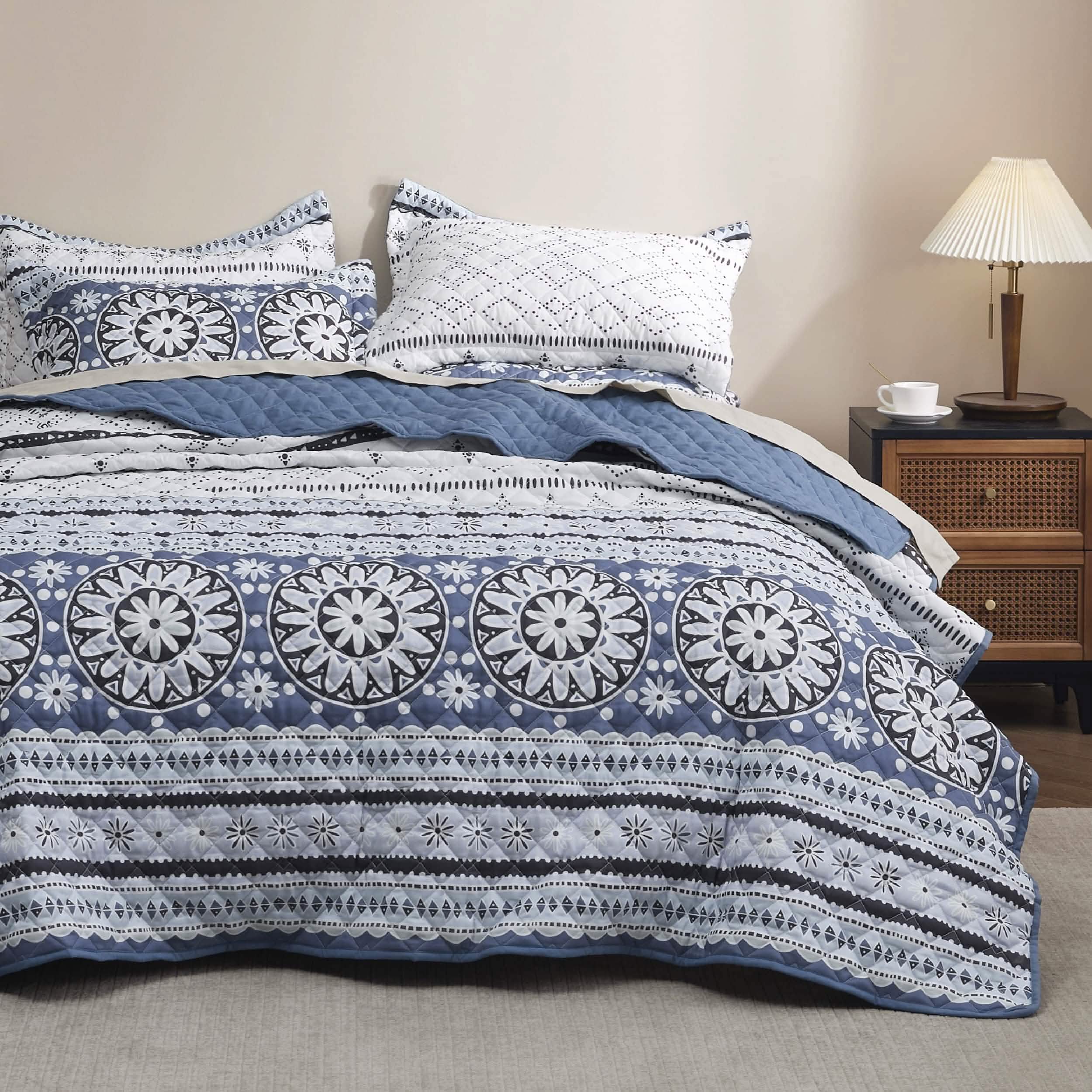 GentleSoft® Botanical Quilt Set