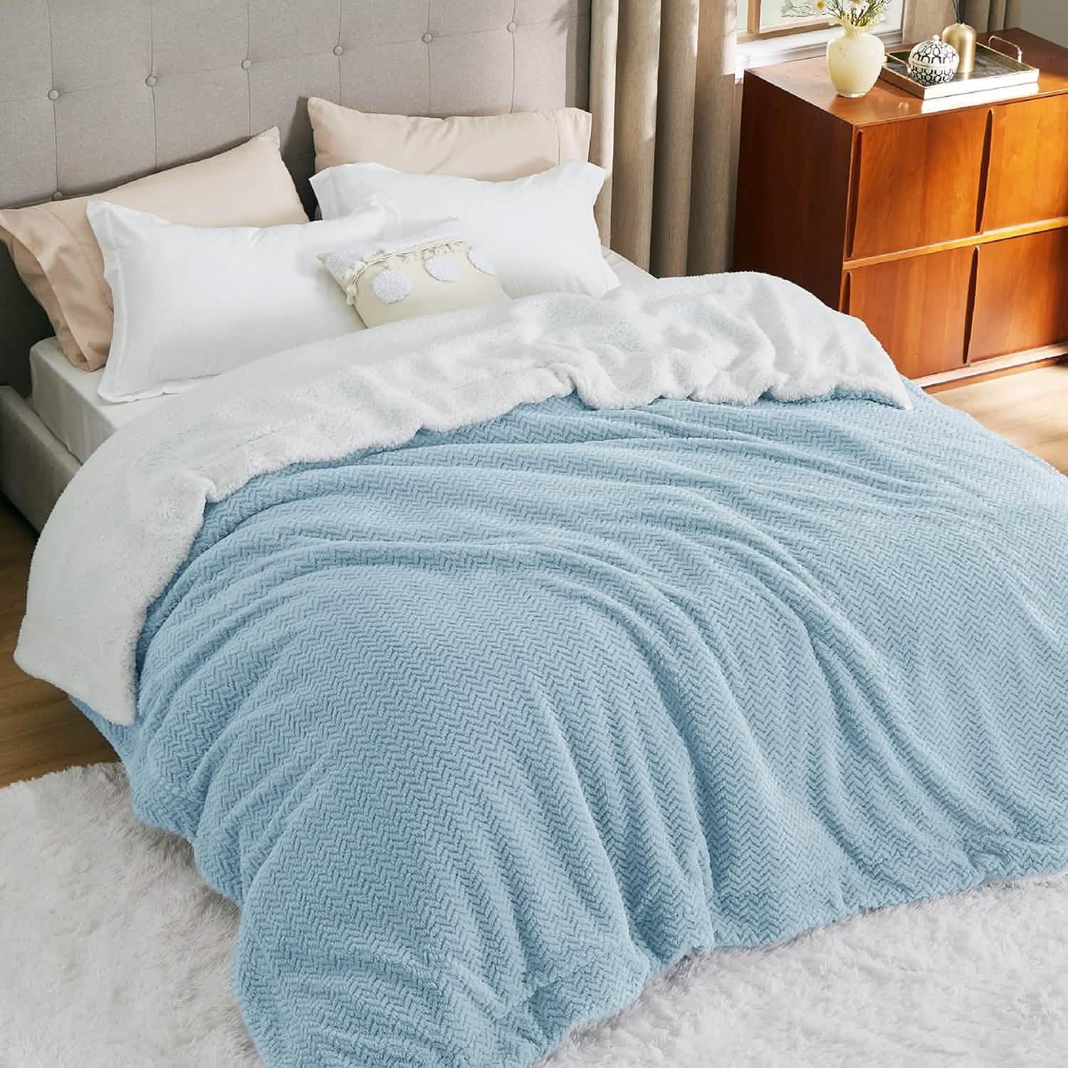 GentleSoft® Chevron Sherpa Fleece Blanket