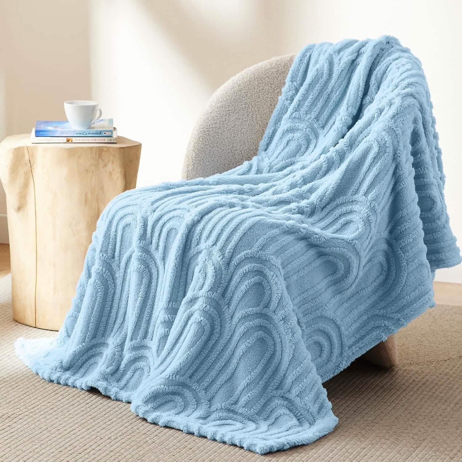 GentleSoft® Arch Shaggy Sherpa Fleece Blanket