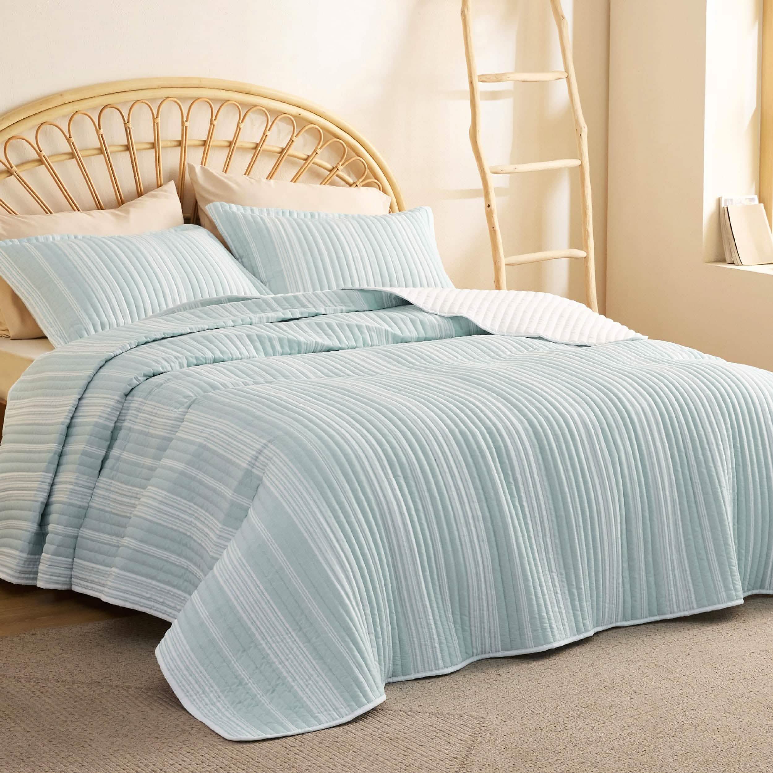 GentleSoft® Chill Vibes Quilt Set