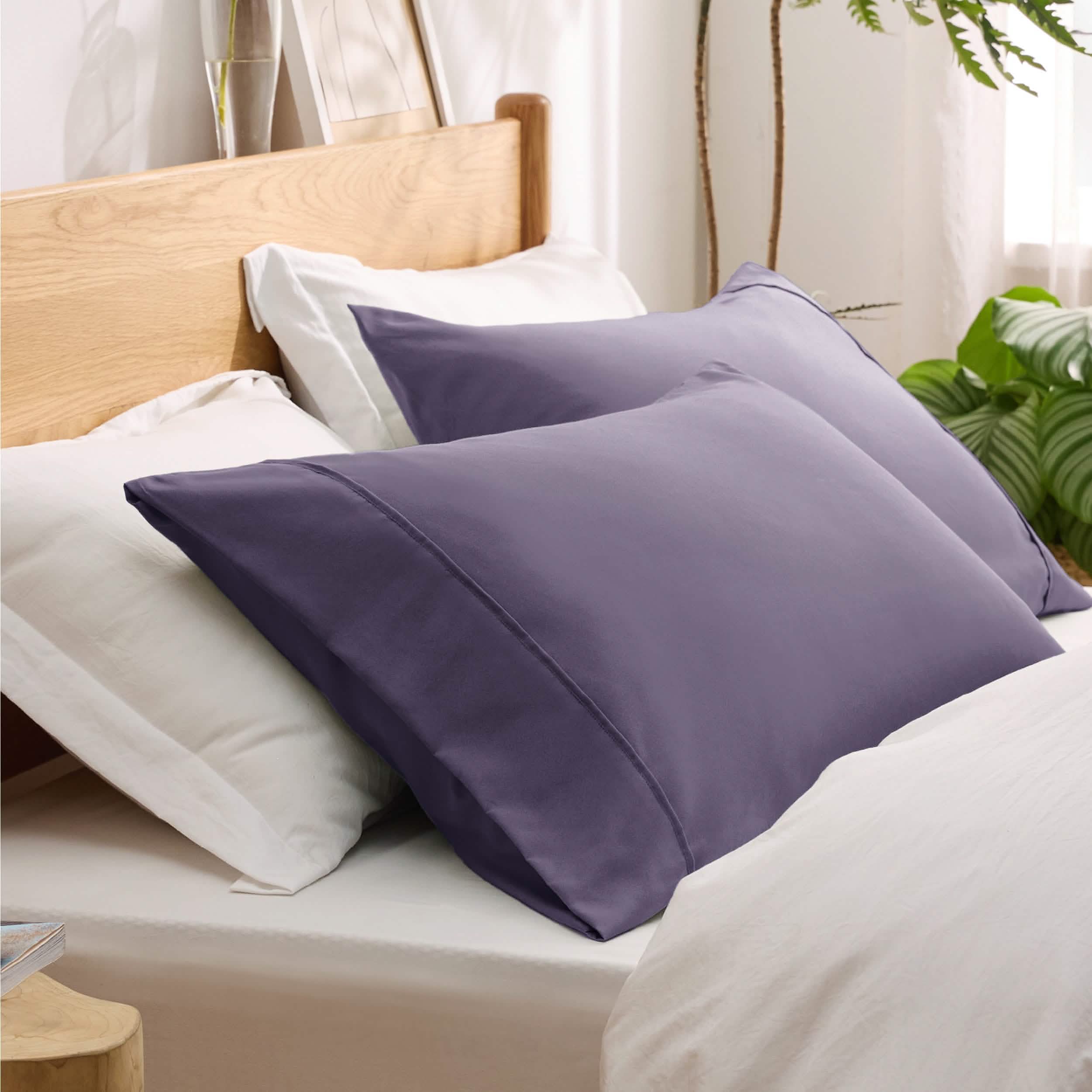 GentleSoft® Fade and Stain Resistant Microfiber Pillowcase