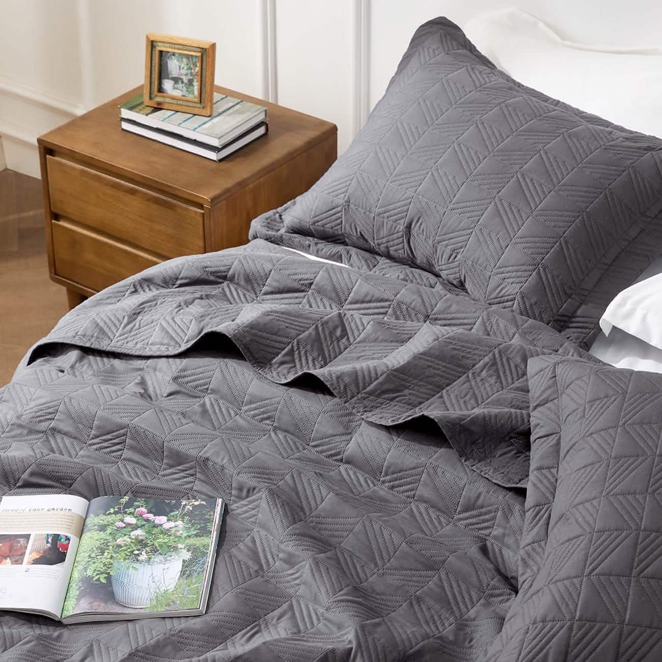 GentleSoft® Geometric Soft Ultrasonic Quilt Set