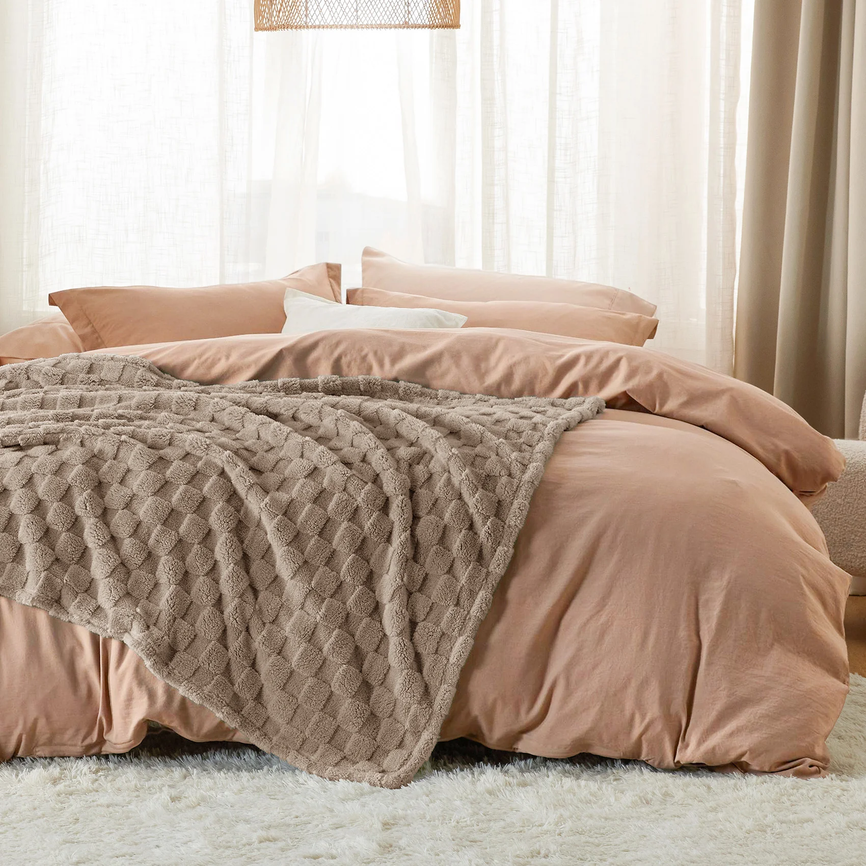 GentleSoft® Jacquard Shaggy Sherpa Blanket