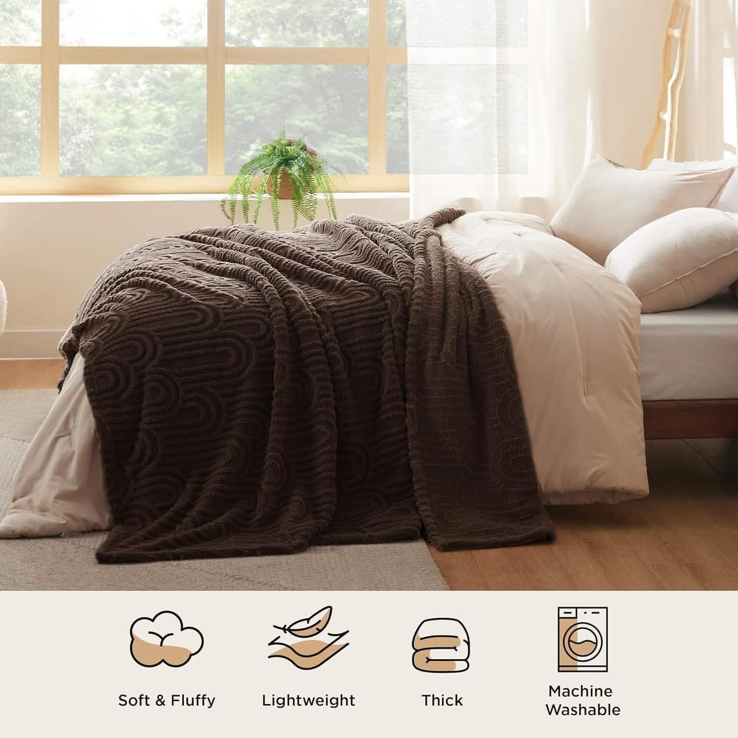 GentleSoft® Arch Shaggy Sherpa Fleece Blanket