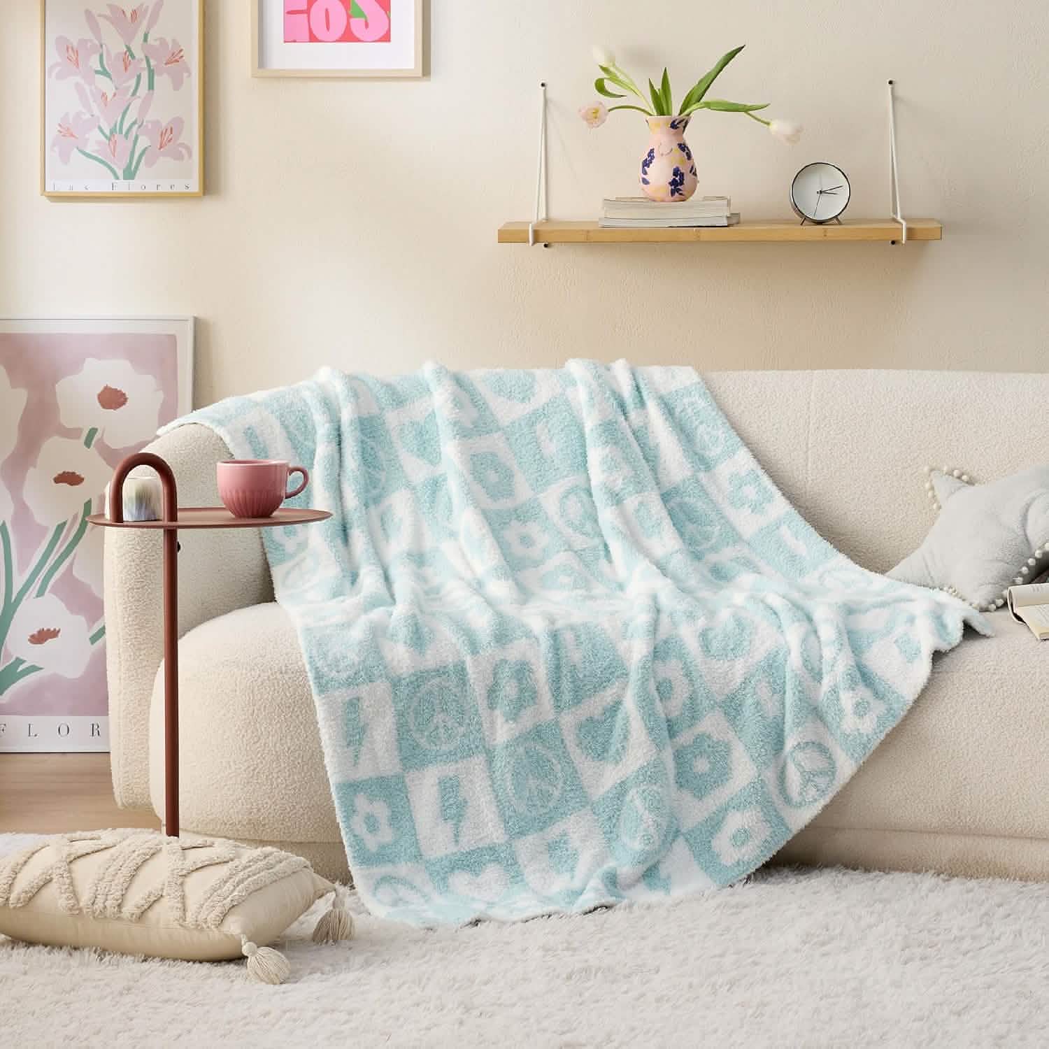 GentleSoft® Print Feather Yarn Throw Blanket
