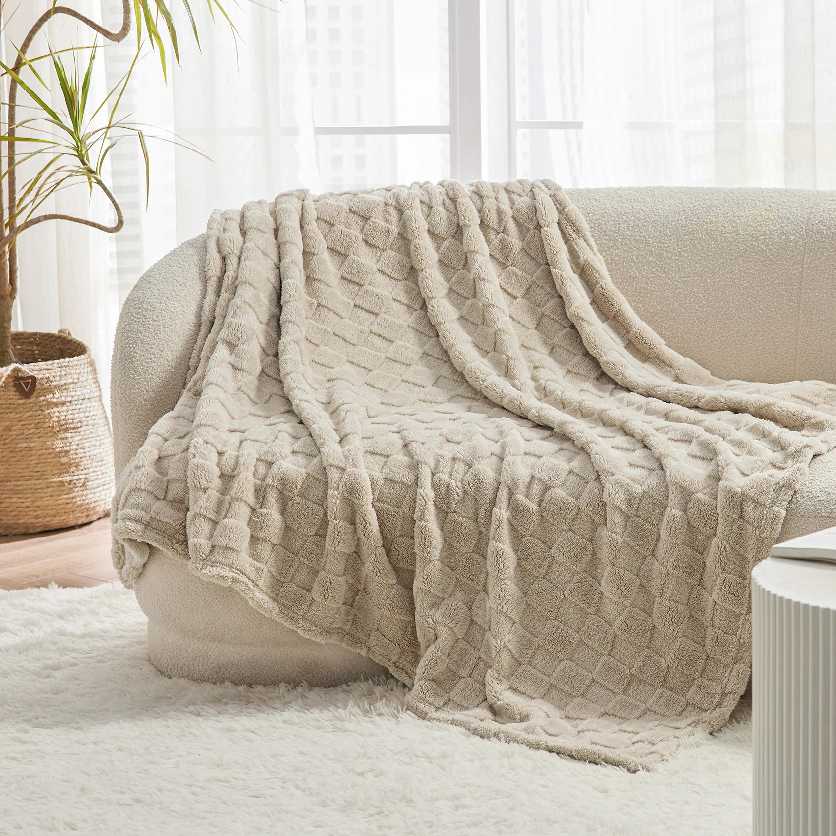GentleSoft® Jacquard Shaggy Sherpa Blanket