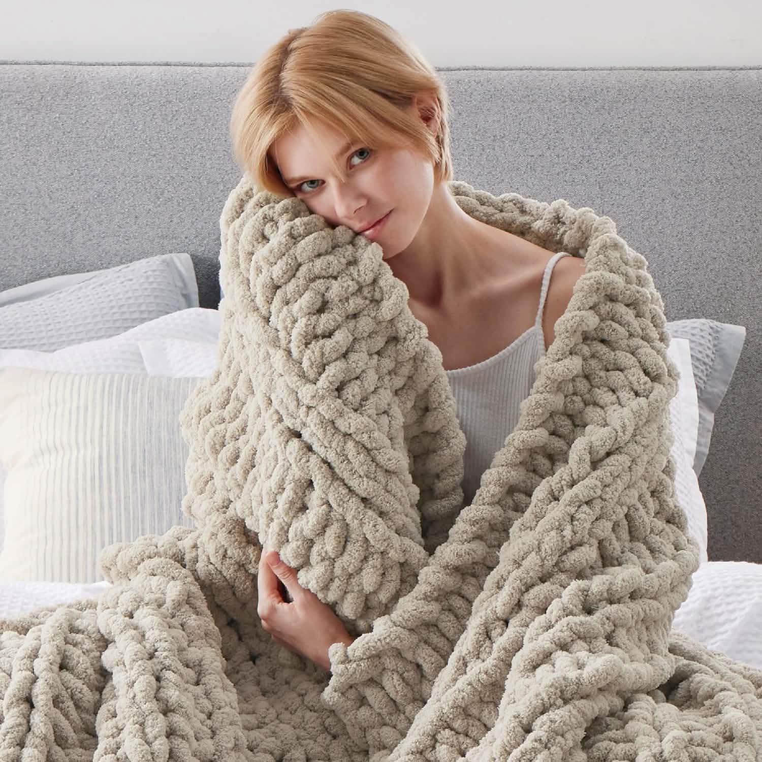 GentleSoft® Chunky Knit Chenille Blanket