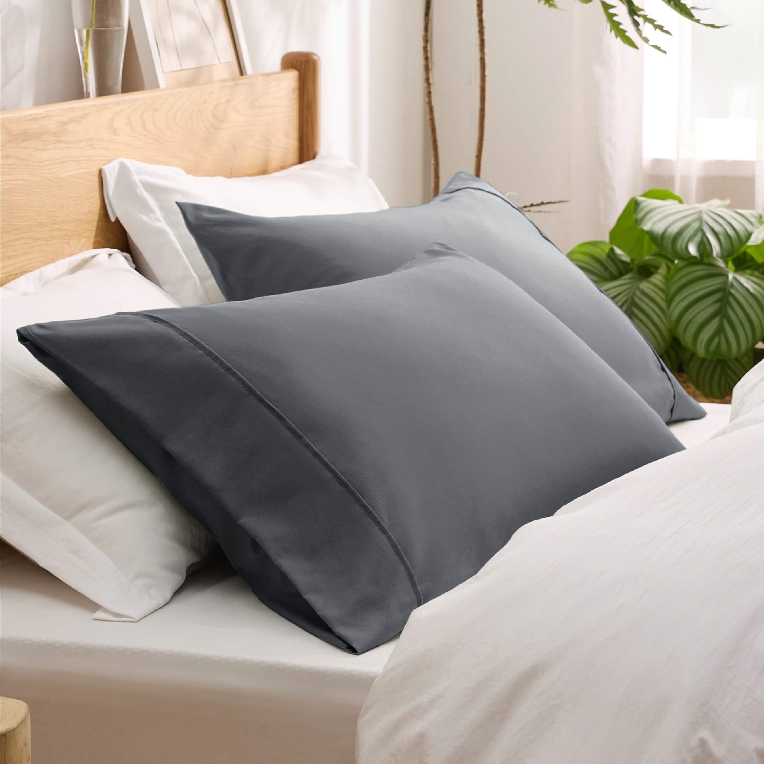 GentleSoft® Fade and Stain Resistant Microfiber Pillowcase