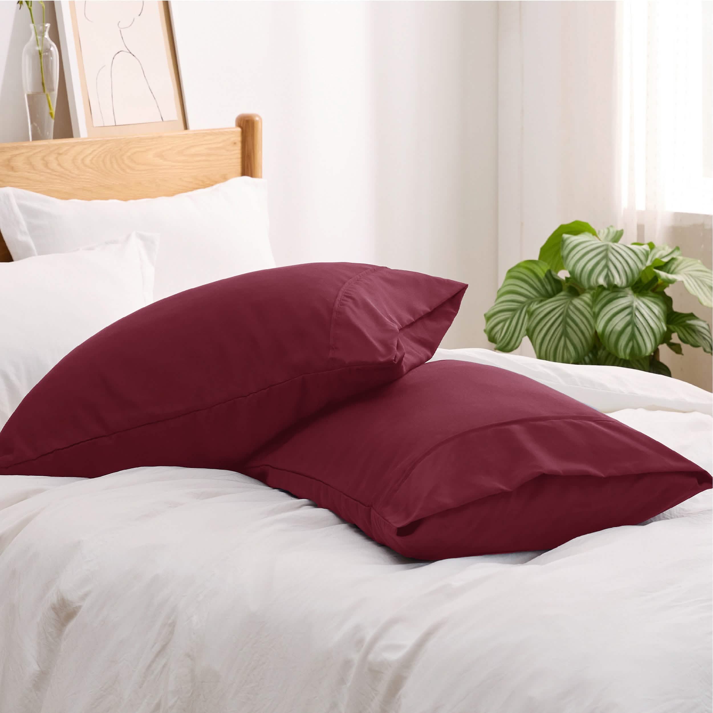 GentleSoft® Fade and Stain Resistant Microfiber Pillowcase