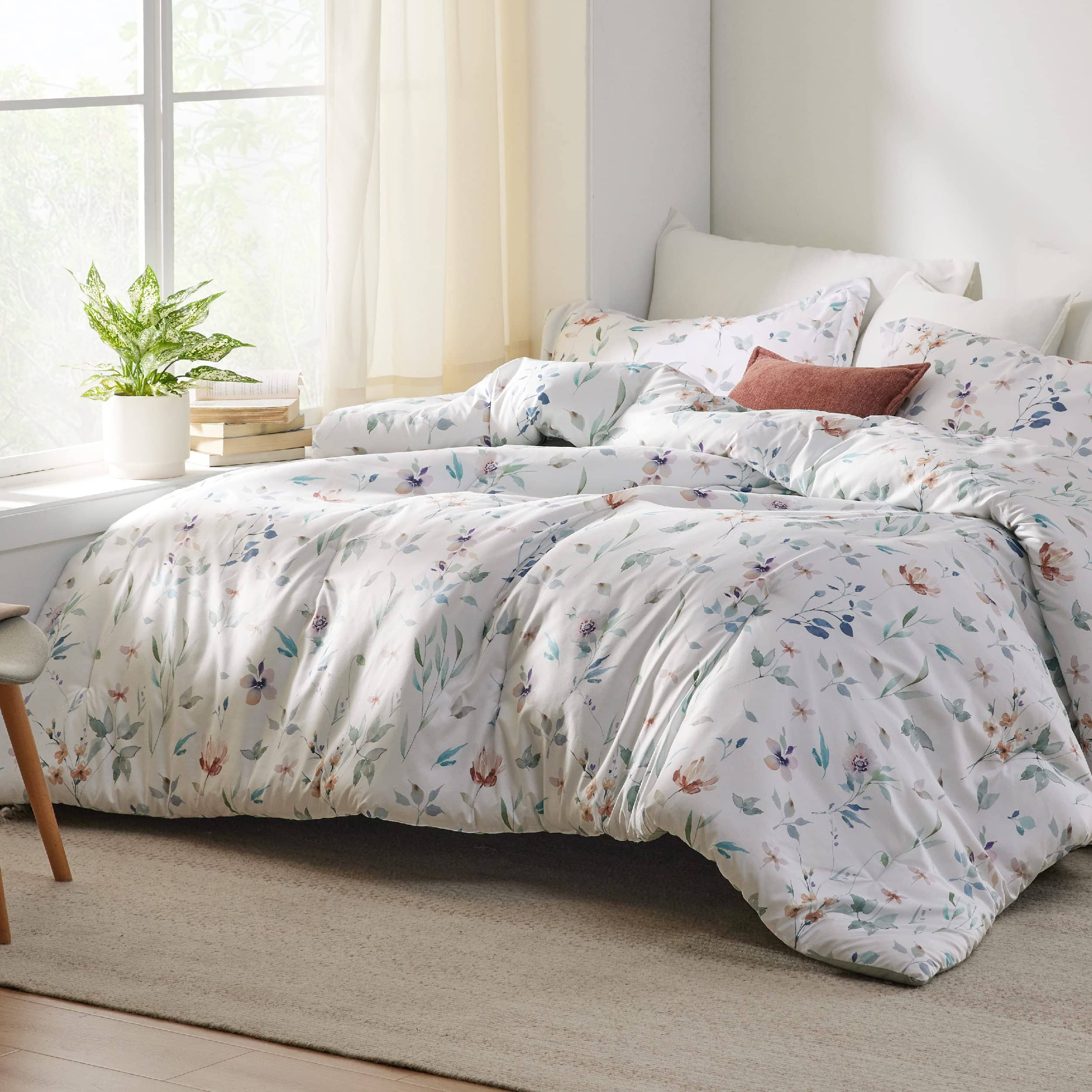 GentleSoft® Retro Botanical Comforter Set