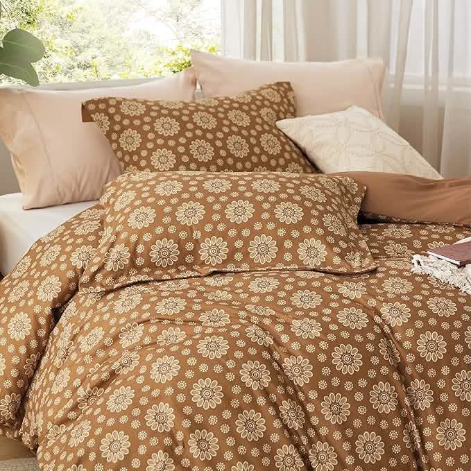 GentleSoft® Reversible Floral Duvet Cover Set Blown