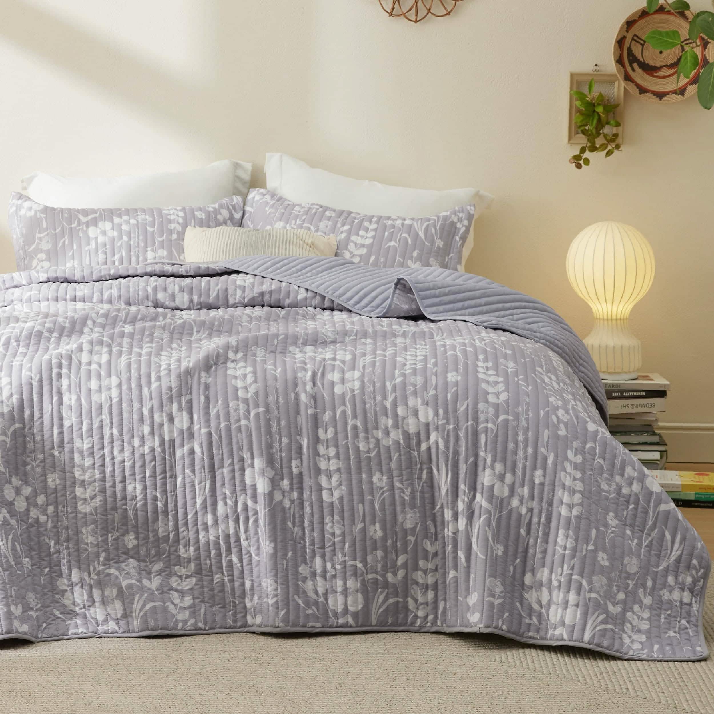 GentleSoft® Botanical Quilt Set
