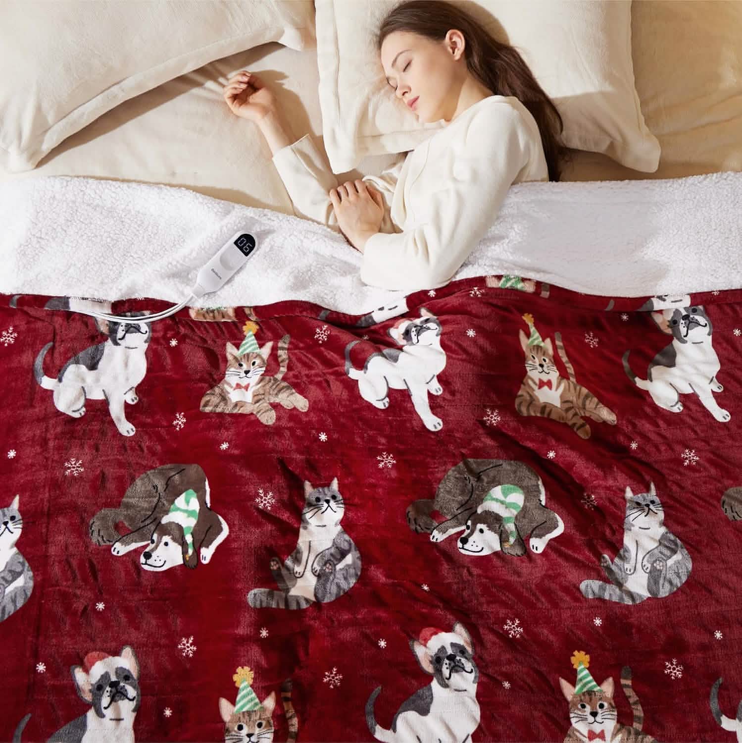 GentleSoft® Christmas Flannel Heated Blanket Red
