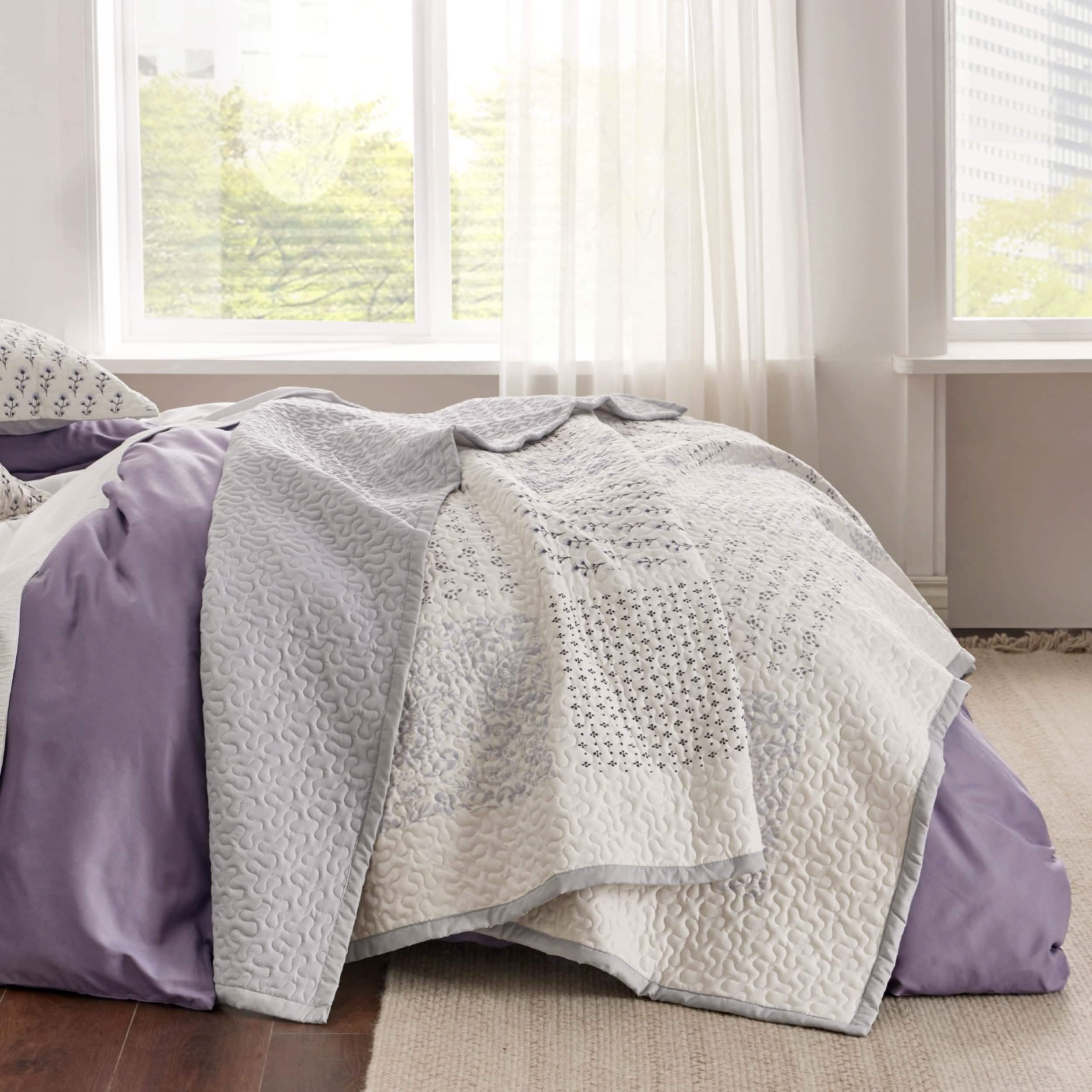 GentleSoft® Botanical Quilt Set