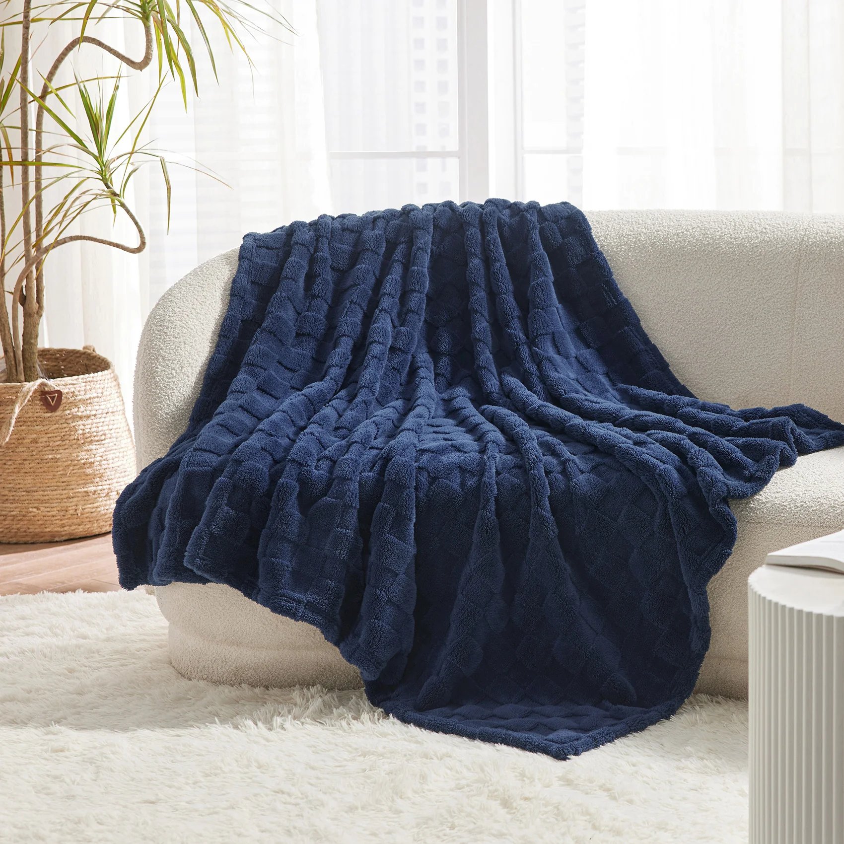 GentleSoft® Jacquard Shaggy Sherpa Blanket