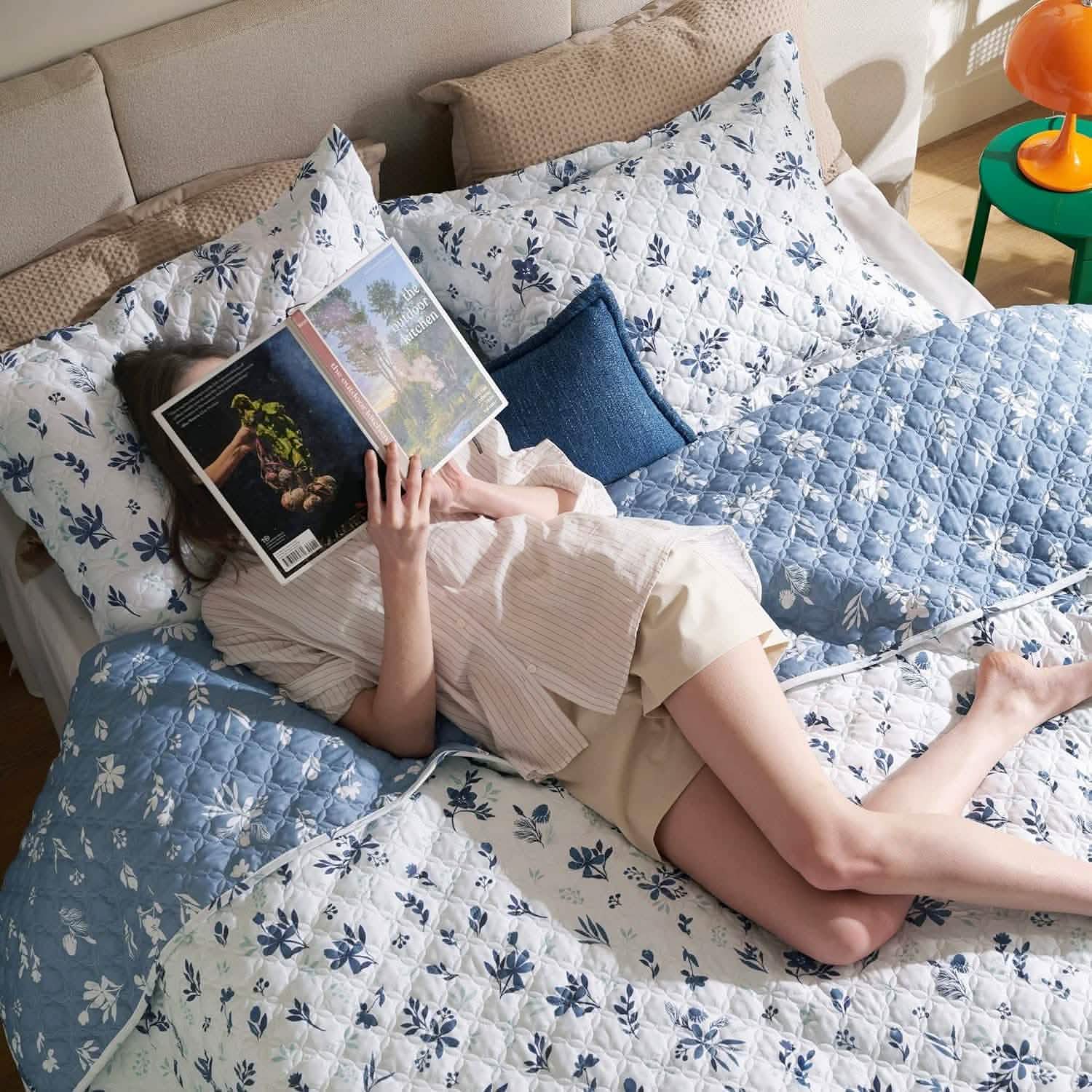 GentleSoft® Botanical Quilt Set