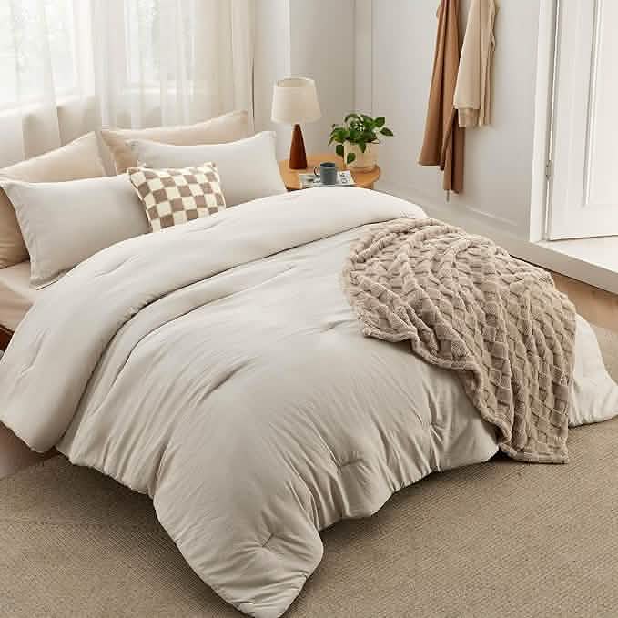 GentleSoft® Checkered Comforter Set
