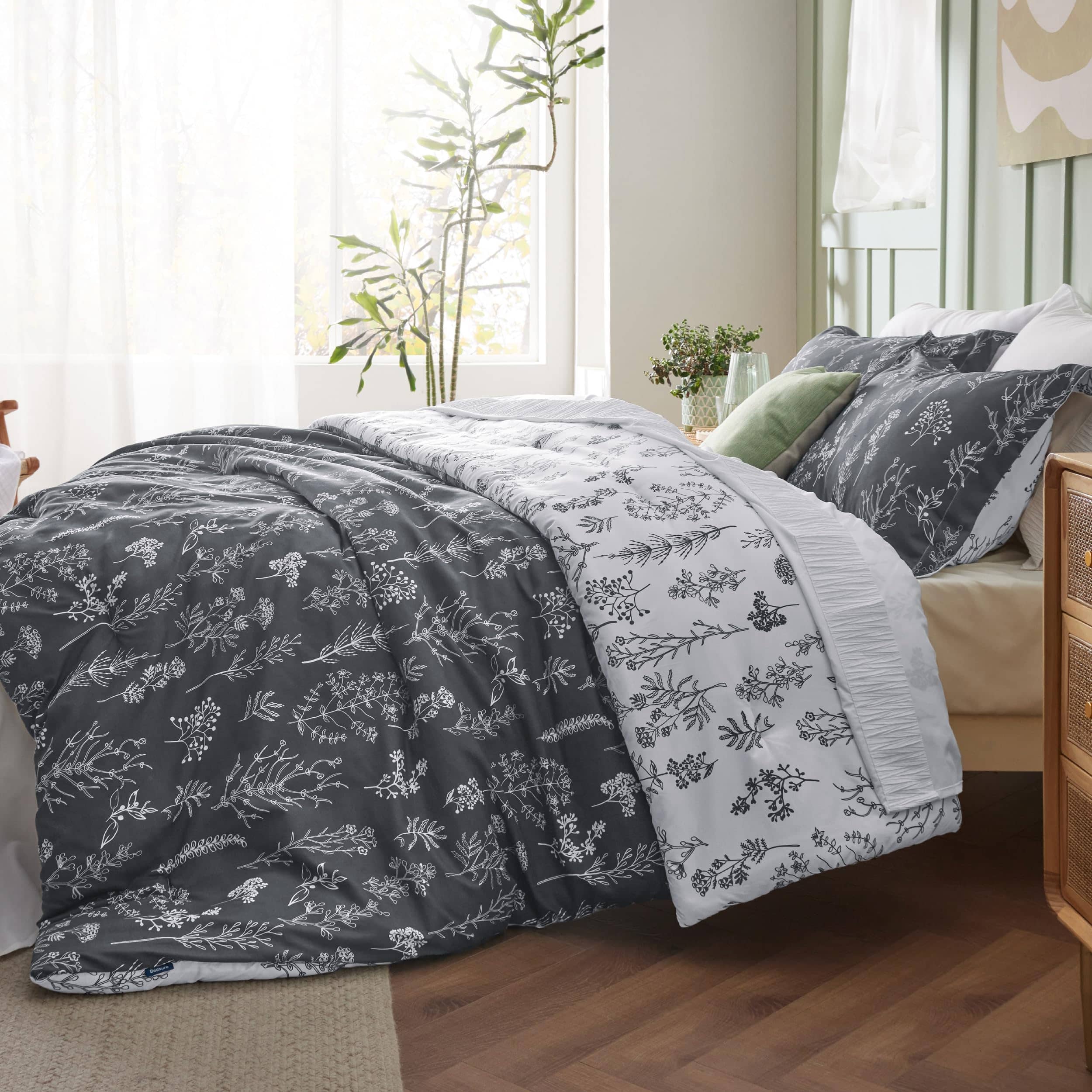 GentleSoft® Retro Botanical Comforter Set