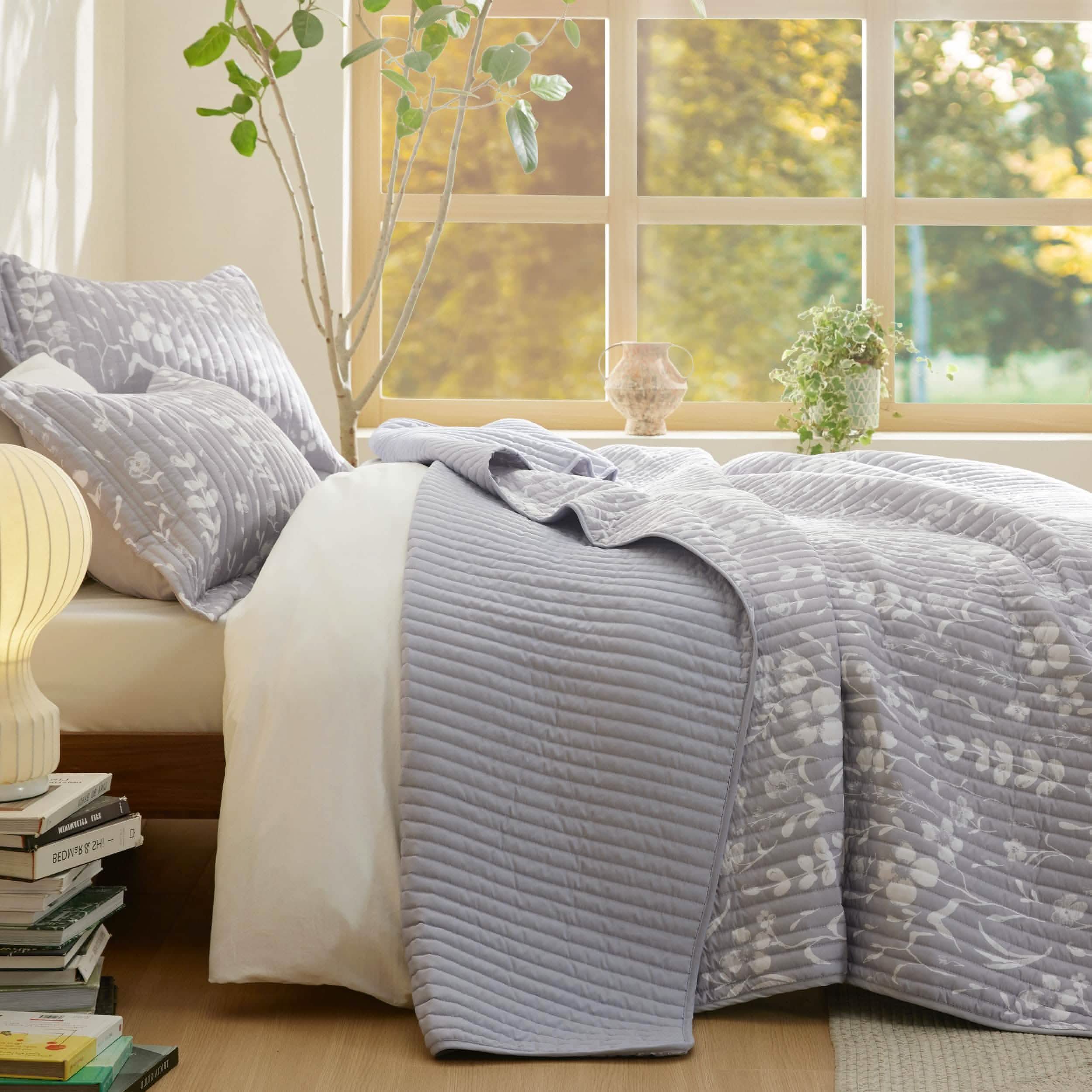 GentleSoft® Botanical Quilt Set