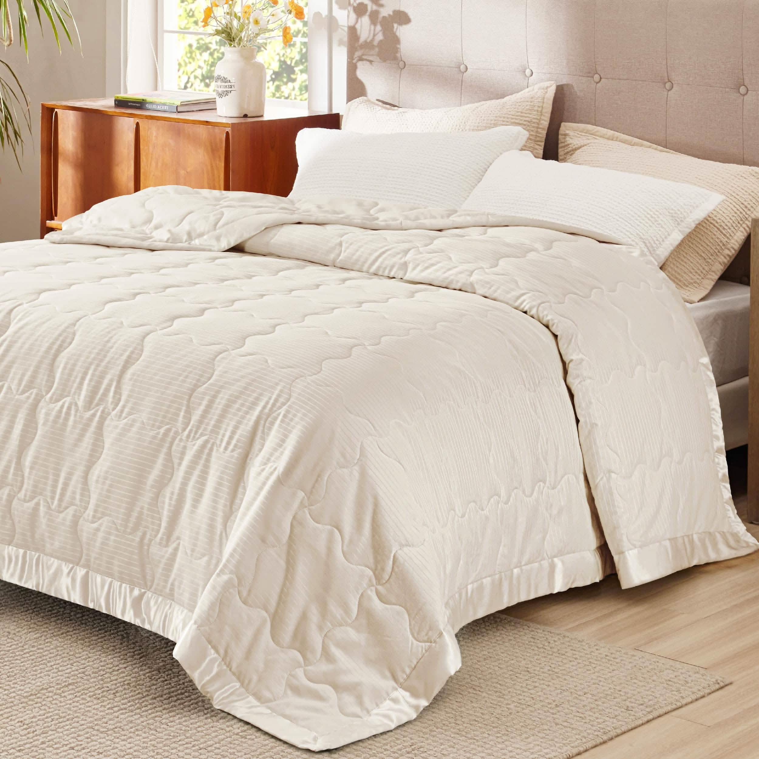 GentleSoft® Quilted Bed Blanket