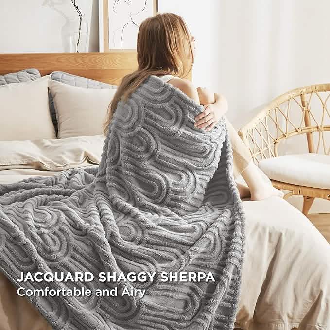GentleSoft® Arch Shaggy Sherpa Fleece Blanket