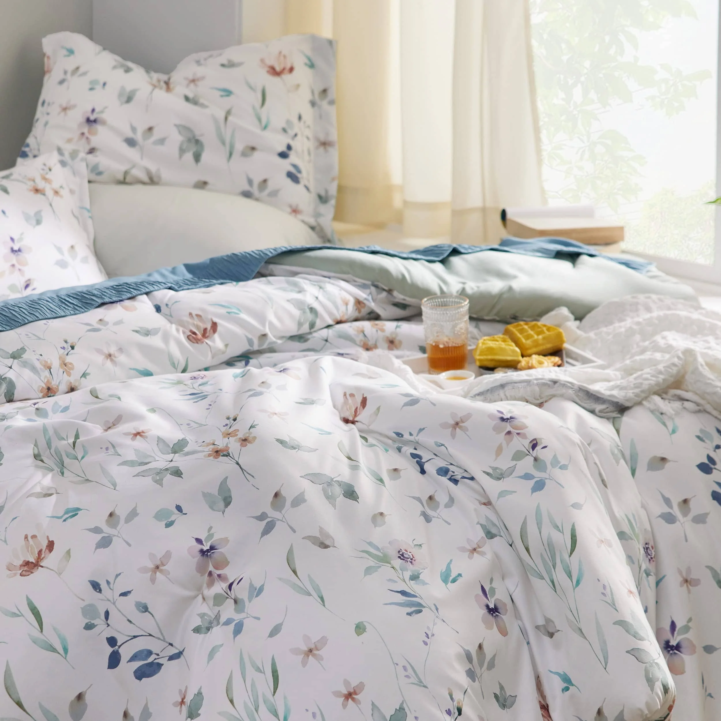GentleSoft® Retro Botanical Comforter Set