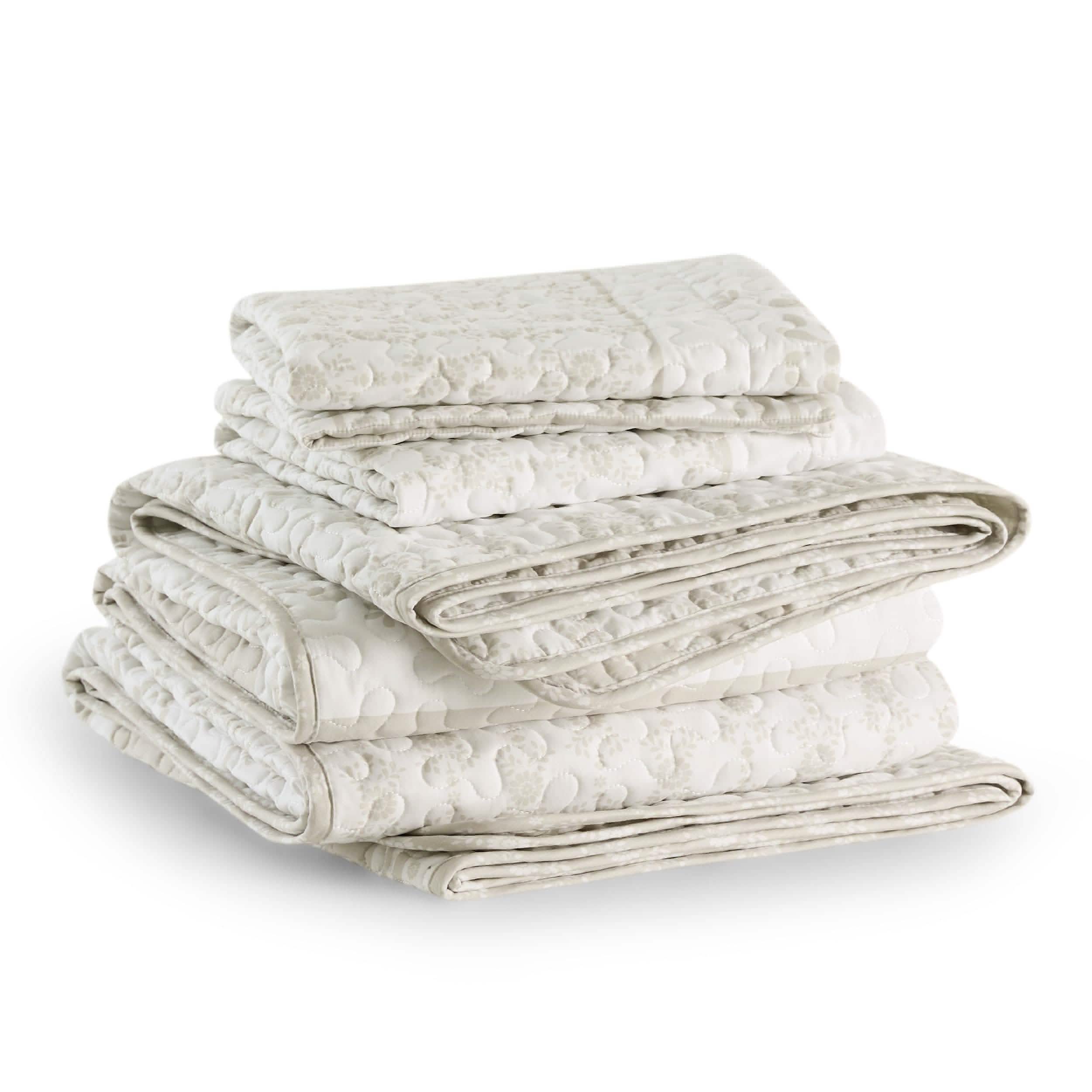 GentleSoft® Botanical Quilt Set