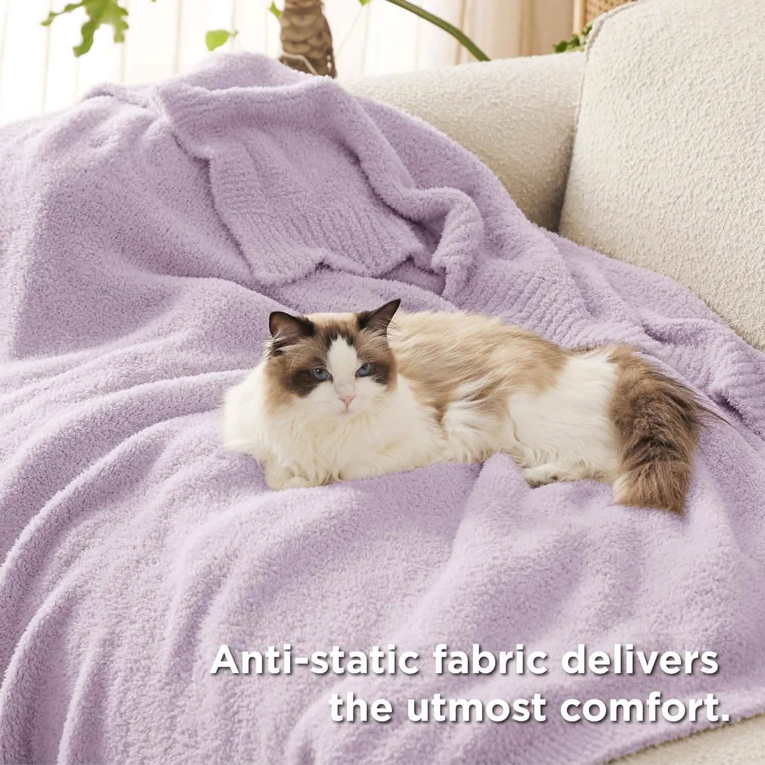 GentleSoft® Feather Yarn Throw Blanket