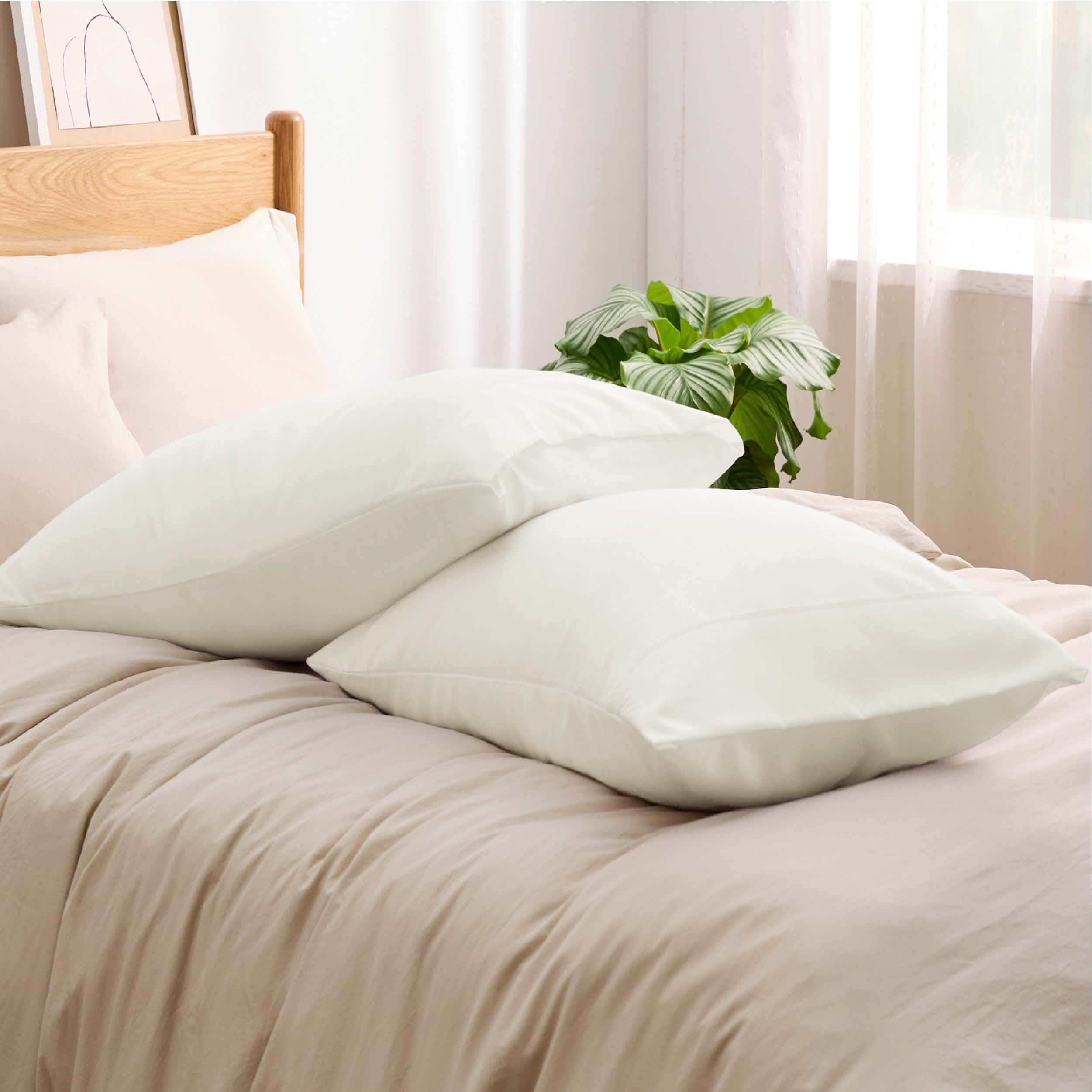 GentleSoft® Fade and Stain Resistant Microfiber Pillowcase