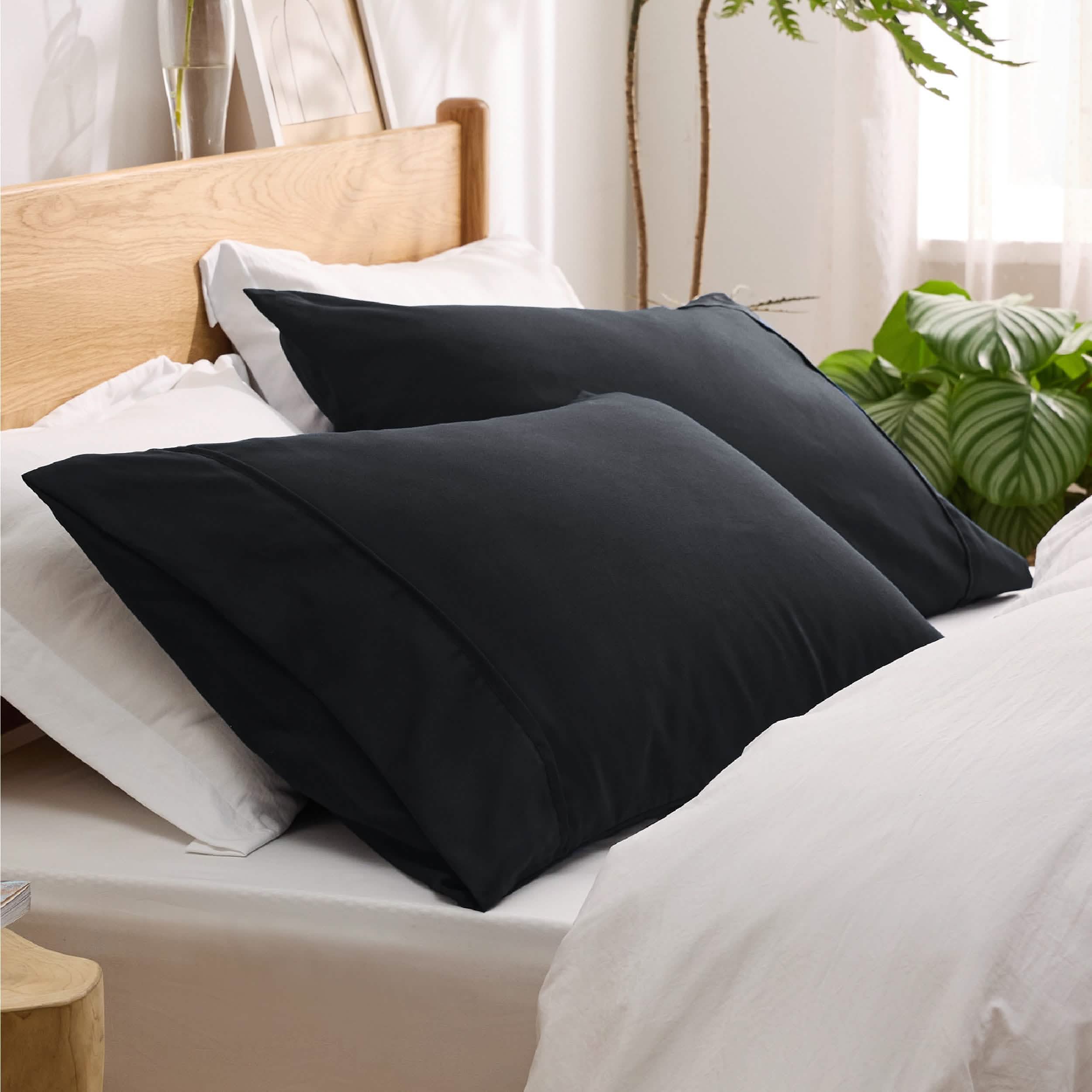 GentleSoft® Fade and Stain Resistant Microfiber Pillowcase