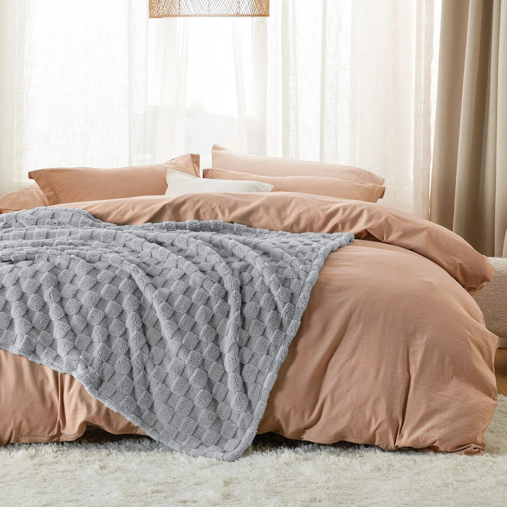 GentleSoft® Jacquard Shaggy Sherpa Blanket
