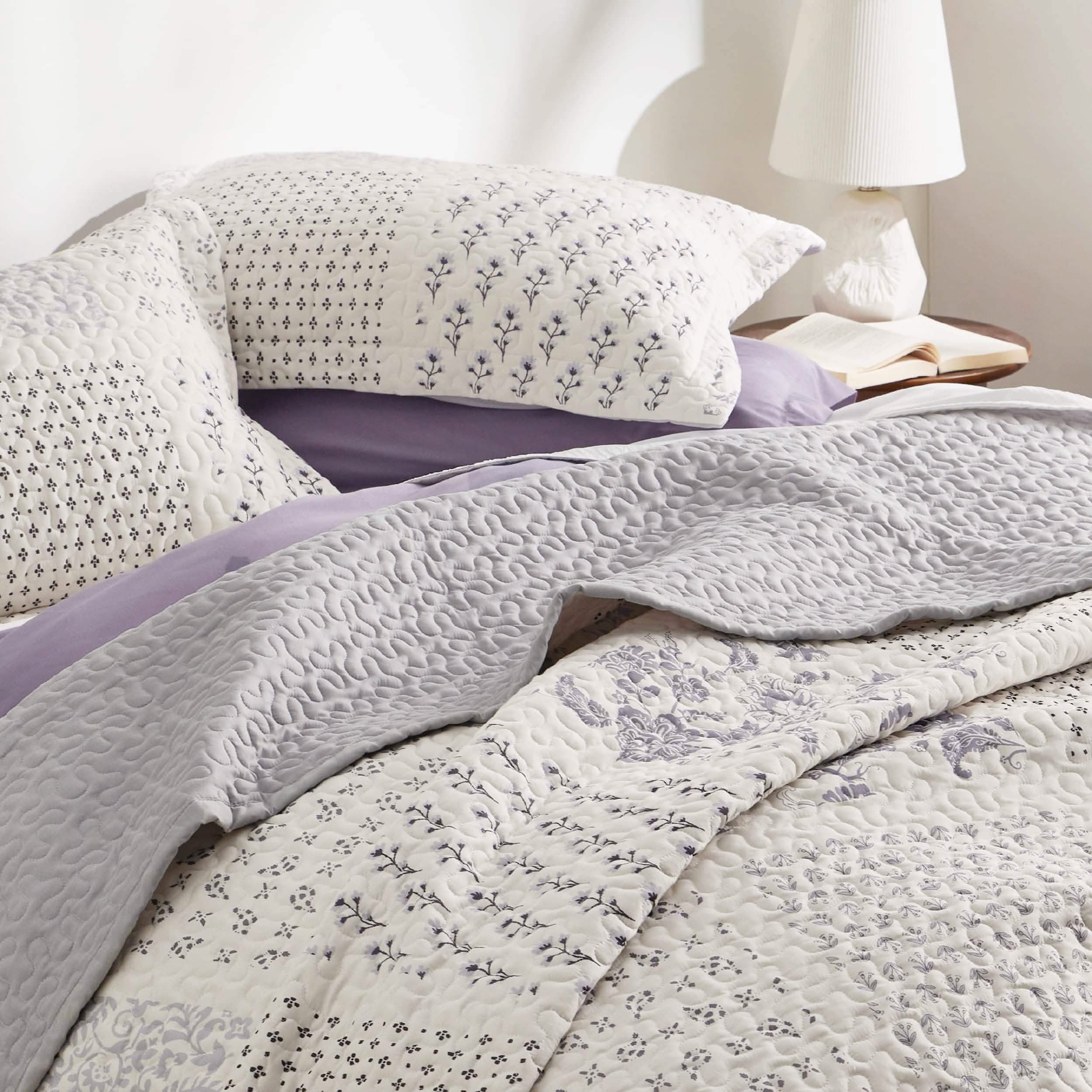 GentleSoft® Botanical Quilt Set