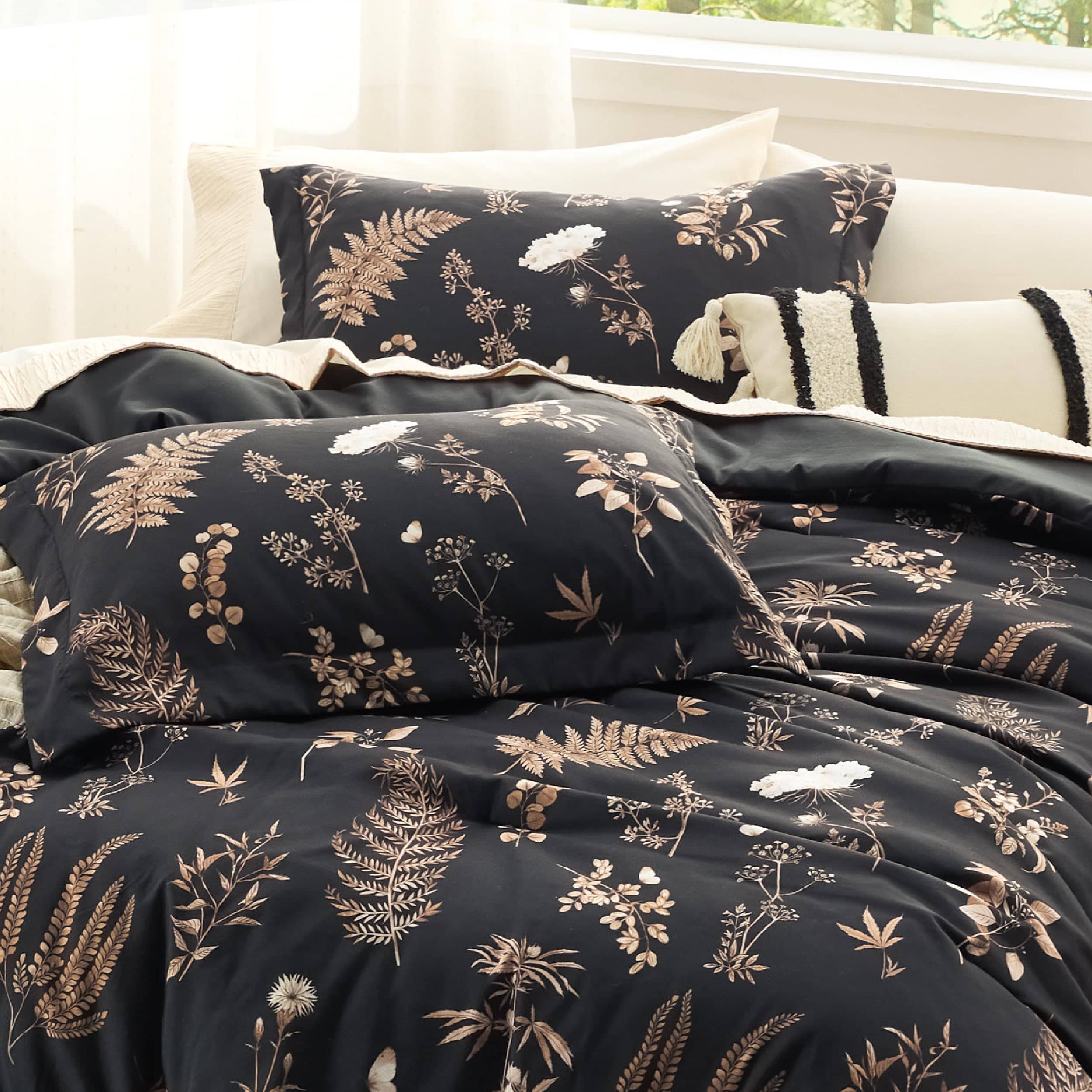 GentleSoft® Retro Botanical Comforter Set