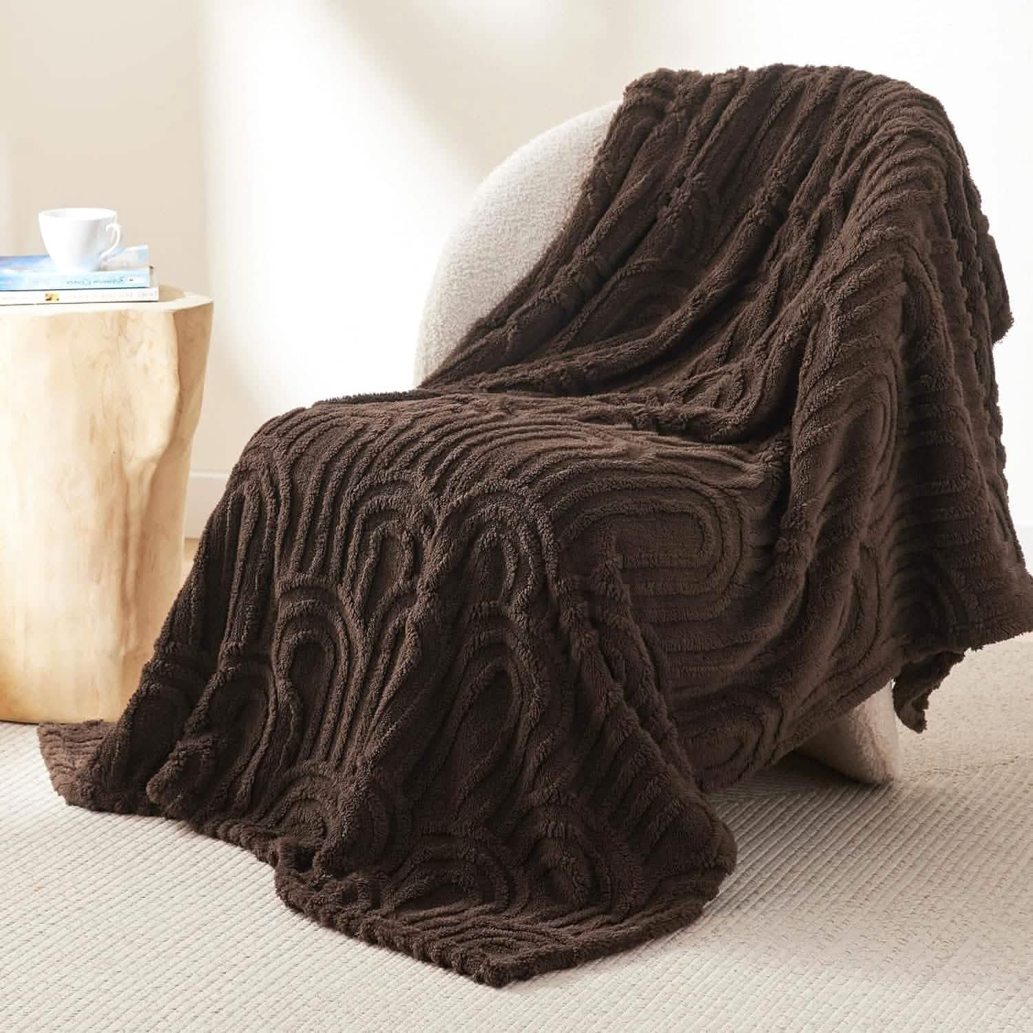 GentleSoft® Arch Shaggy Sherpa Fleece Blanket