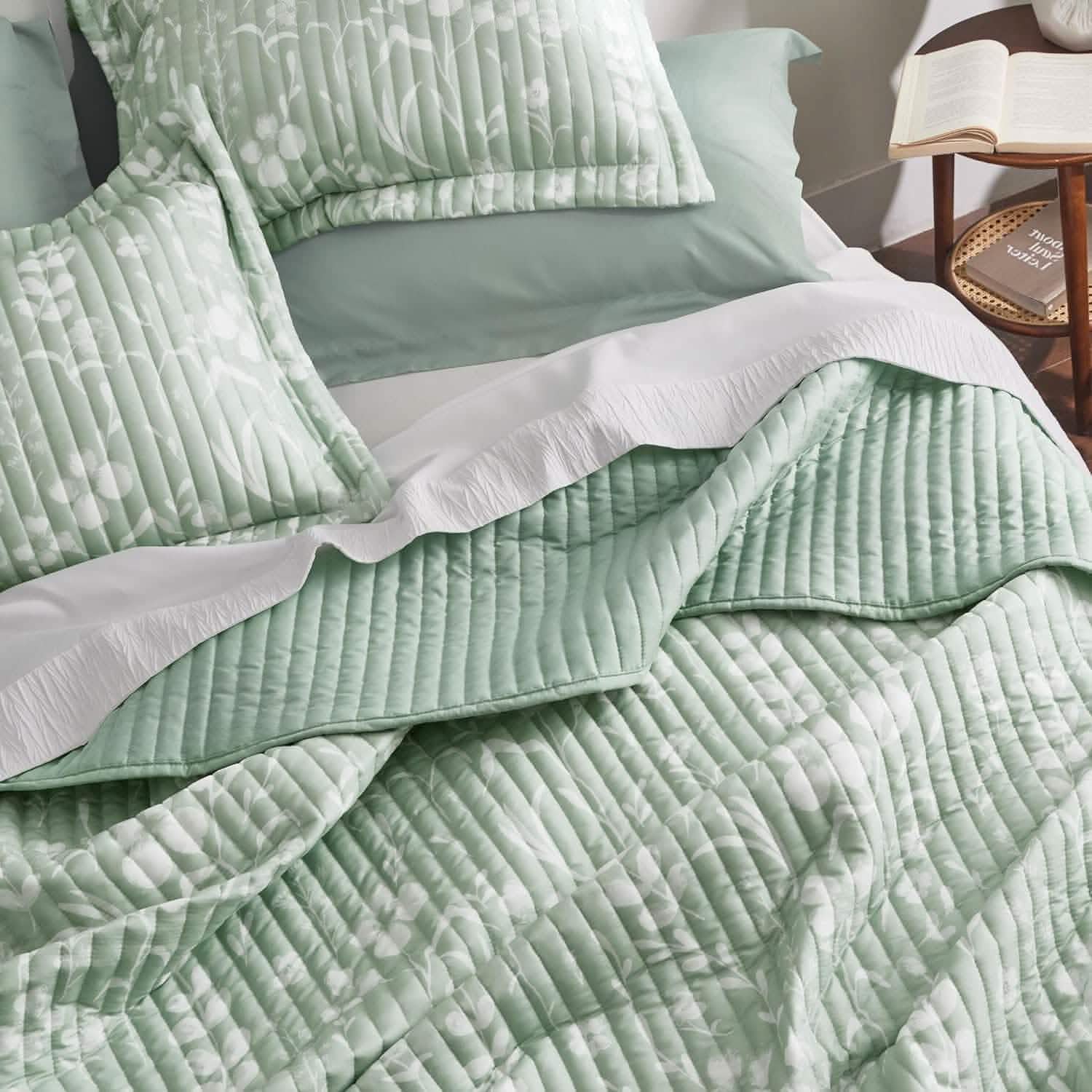 GentleSoft® Botanical Quilt Set