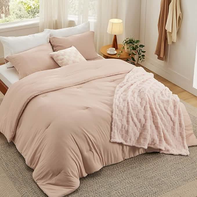 GentleSoft® Checkered Comforter Set