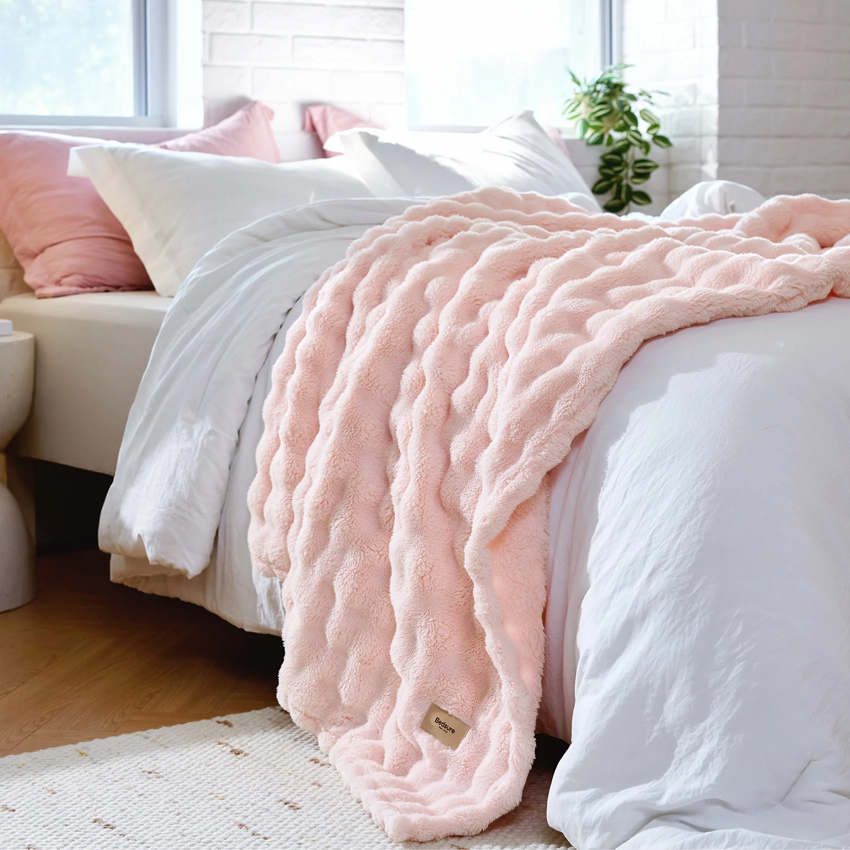 GentleSoft® Cloud Bubble Blanket