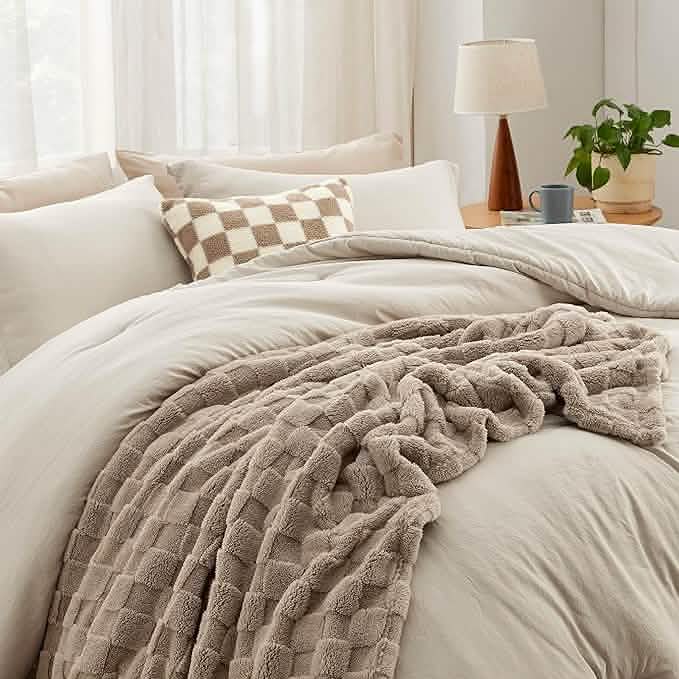 GentleSoft® Checkered Comforter Set