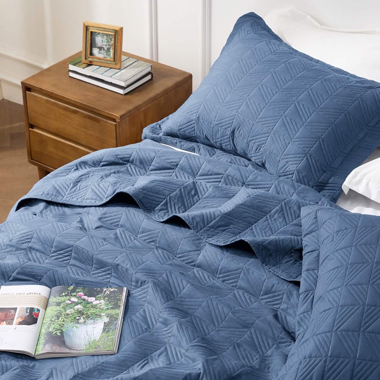 GentleSoft® Geometric Soft Ultrasonic Quilt Set