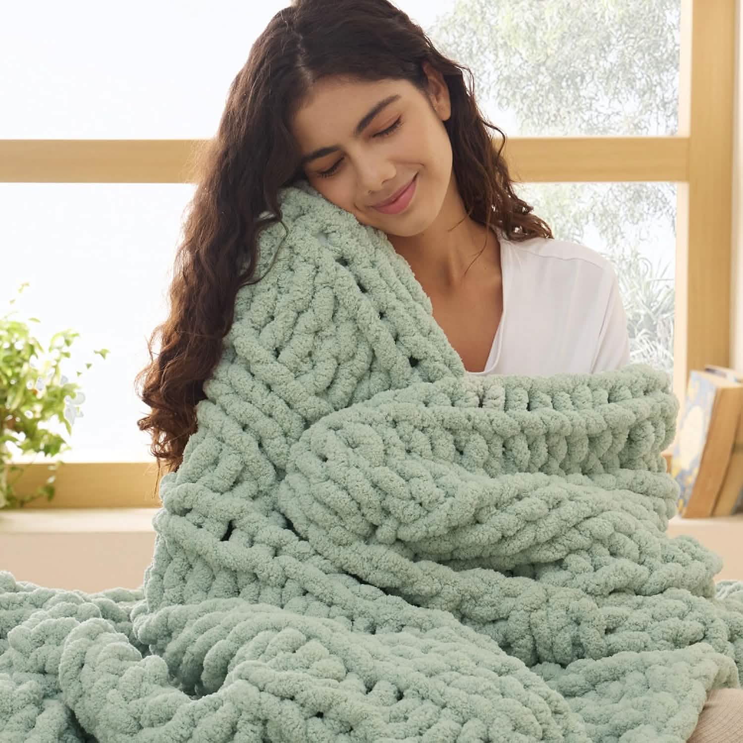 GentleSoft® Chunky Knit Chenille Blanket