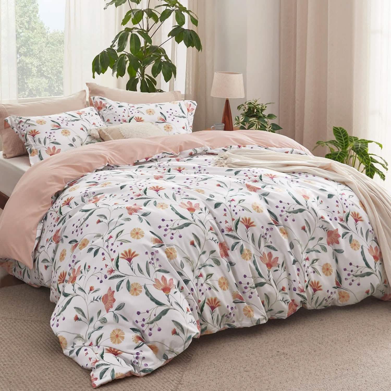 GentleSoft® Reversible Pale Duvet Cover Set