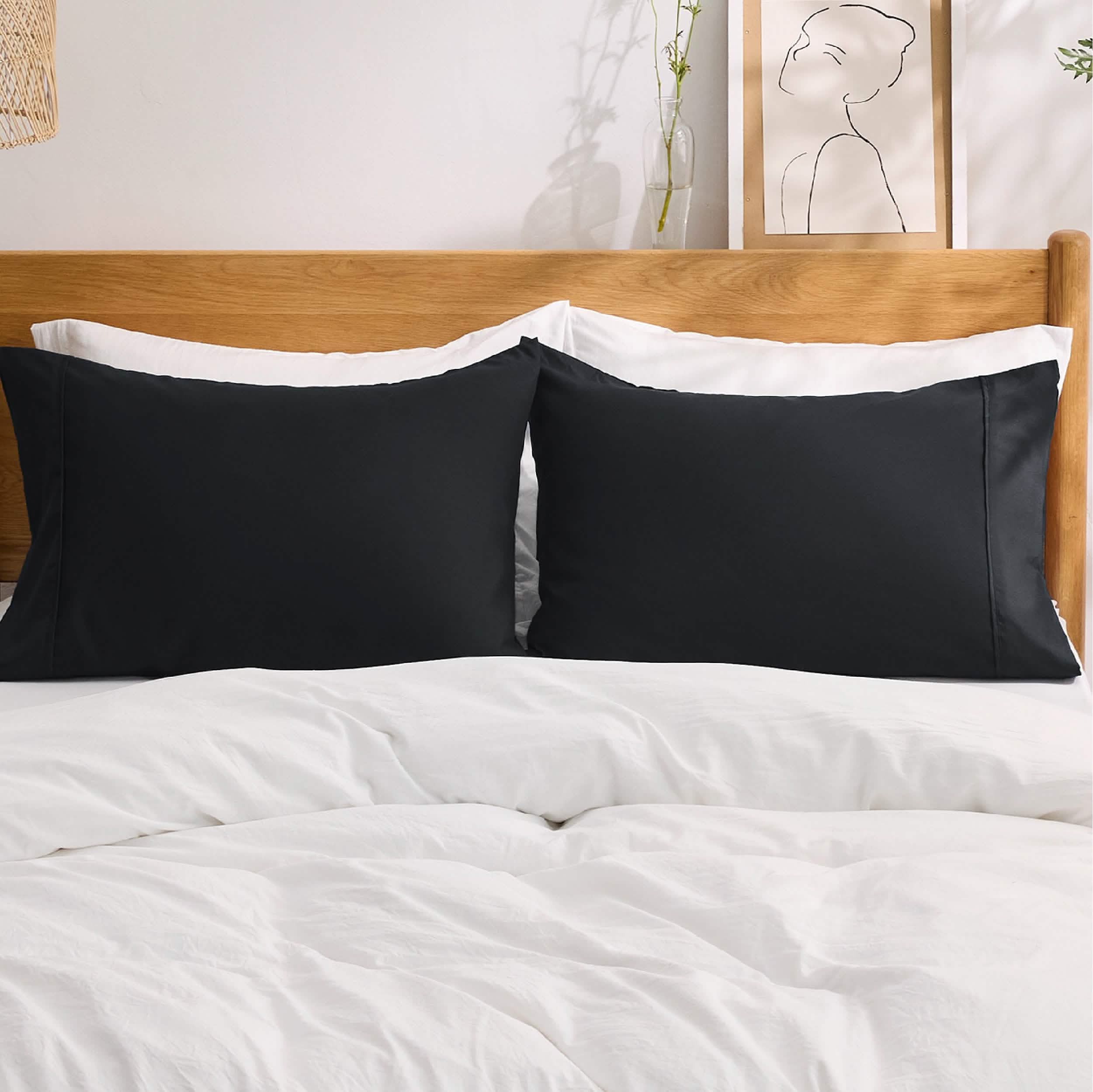 GentleSoft® Fade and Stain Resistant Microfiber Pillowcase