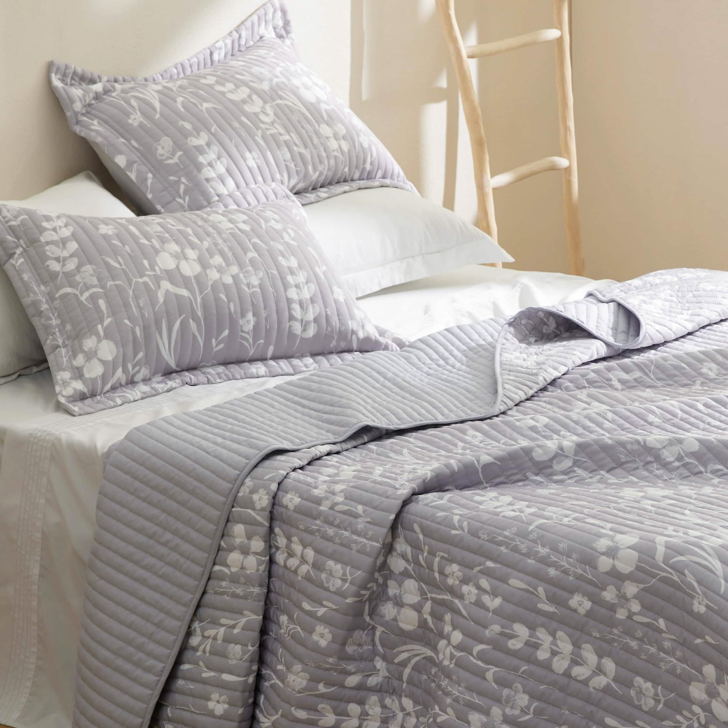 GentleSoft® Botanical Quilt Set