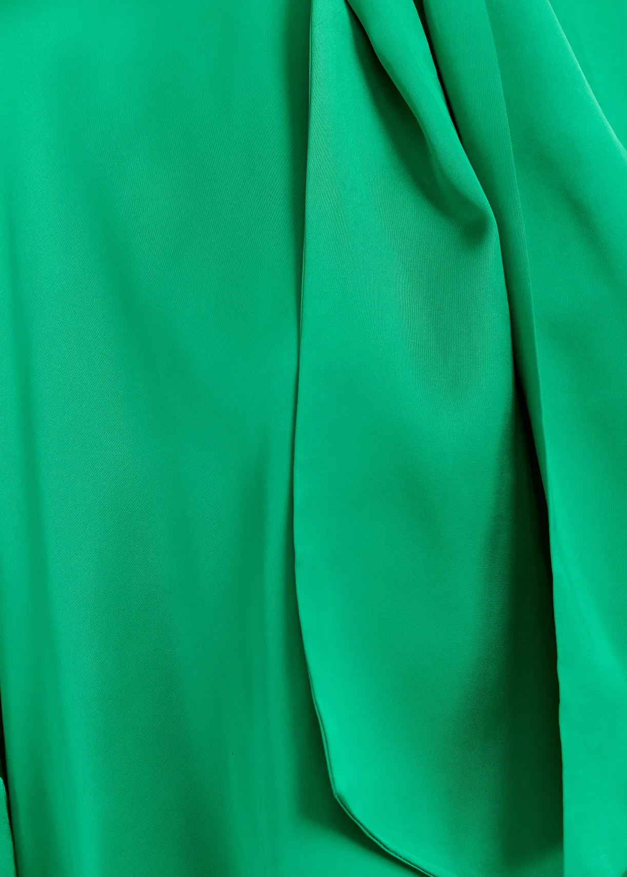 Green oversized top with pussy bow