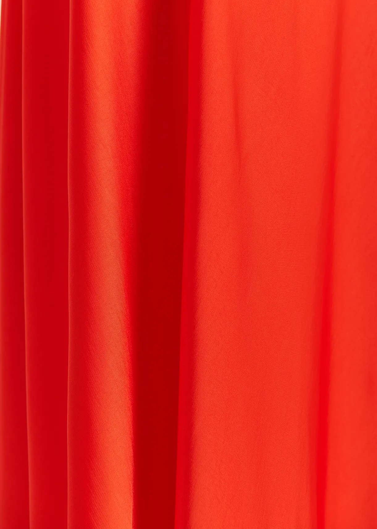 Red V-neck maxi-length dress