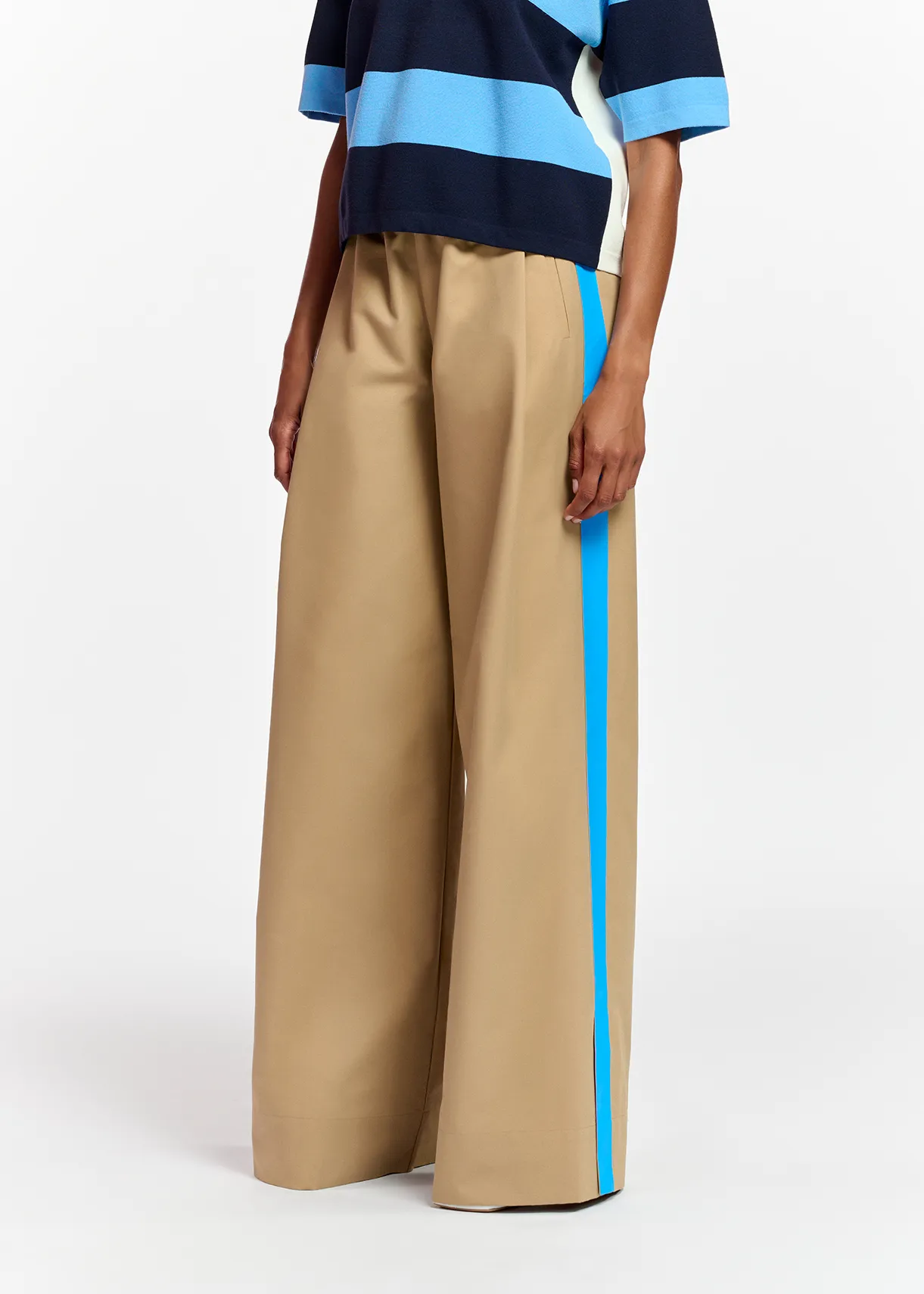 Beige wide-leg pants with blue stripes