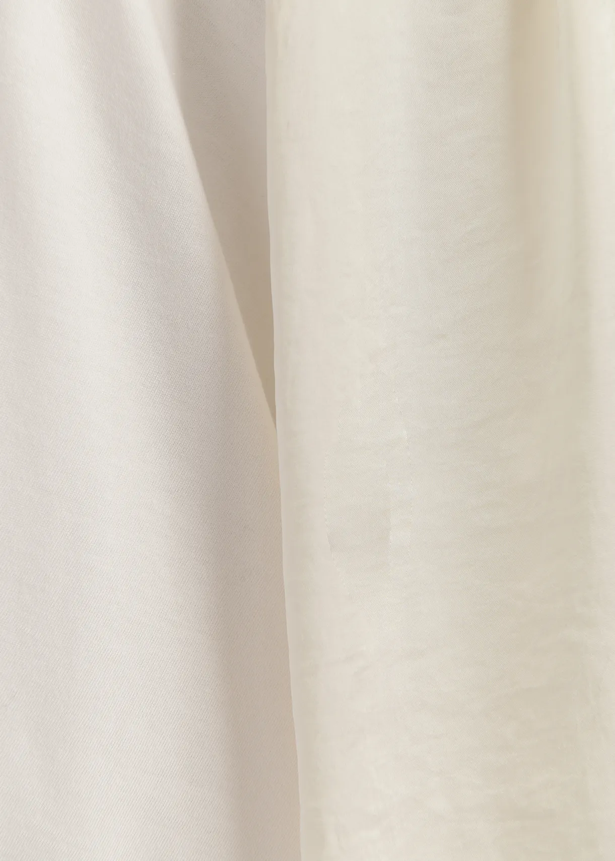 Off-white T-shirt with satin back panel